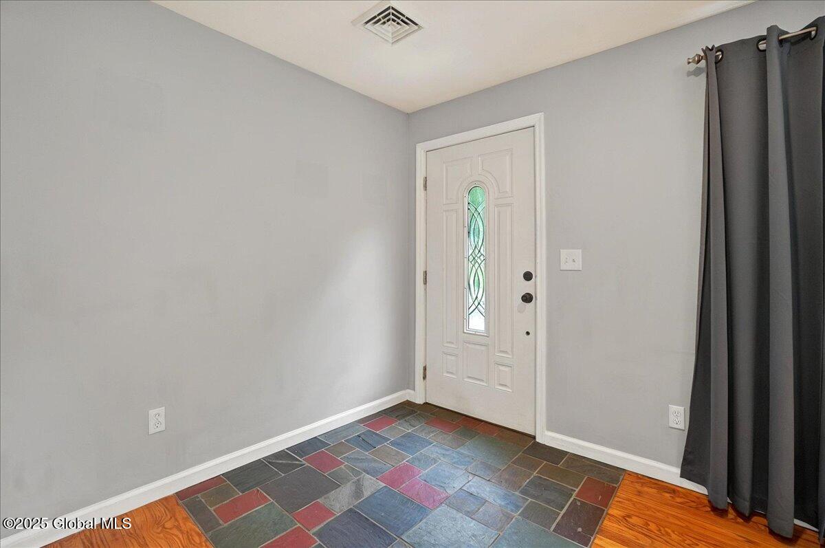 5 Nicholas Avenue, Rensselaer, New York image 11