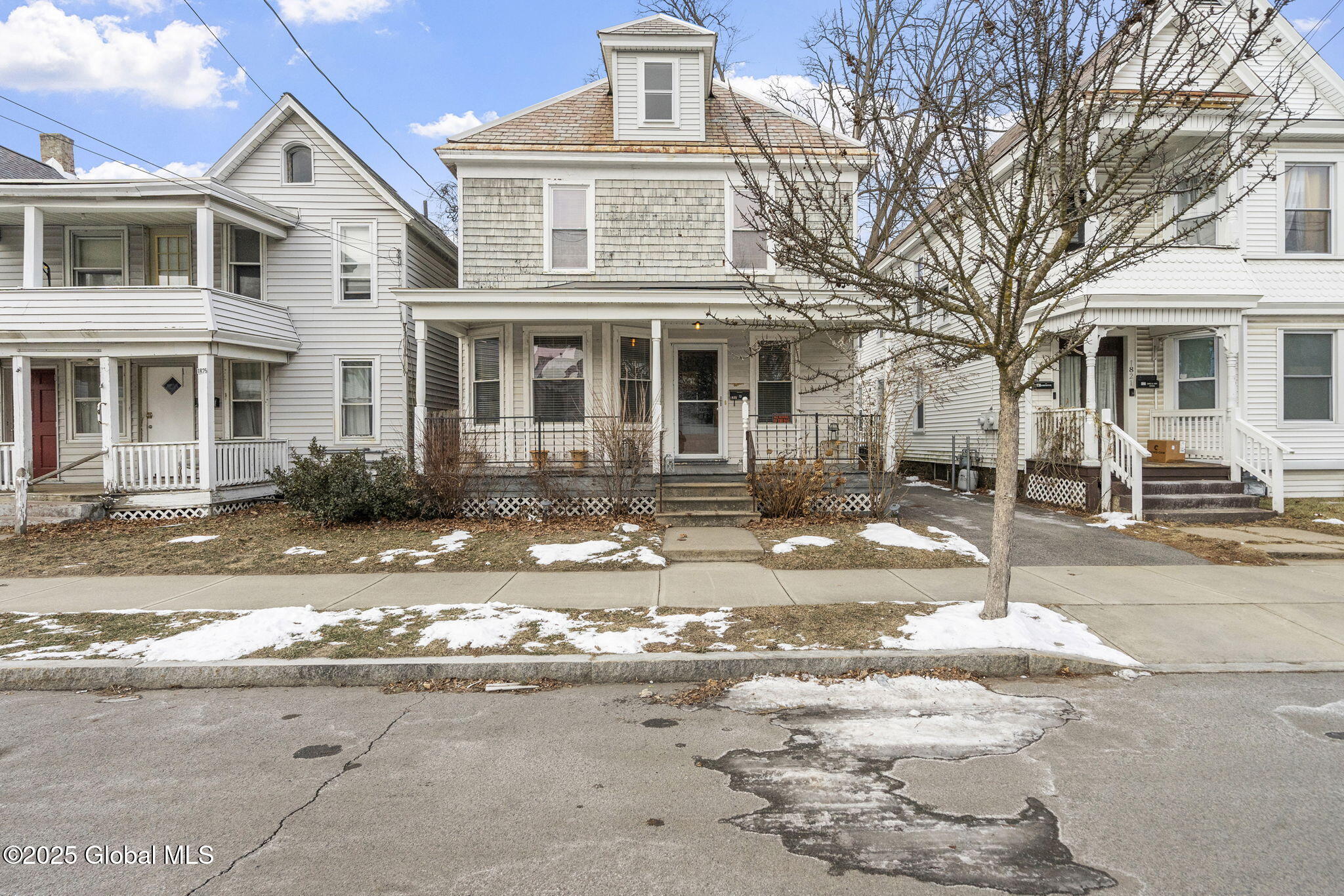 1825 Euclid Avenue, Schenectady, New York image 1