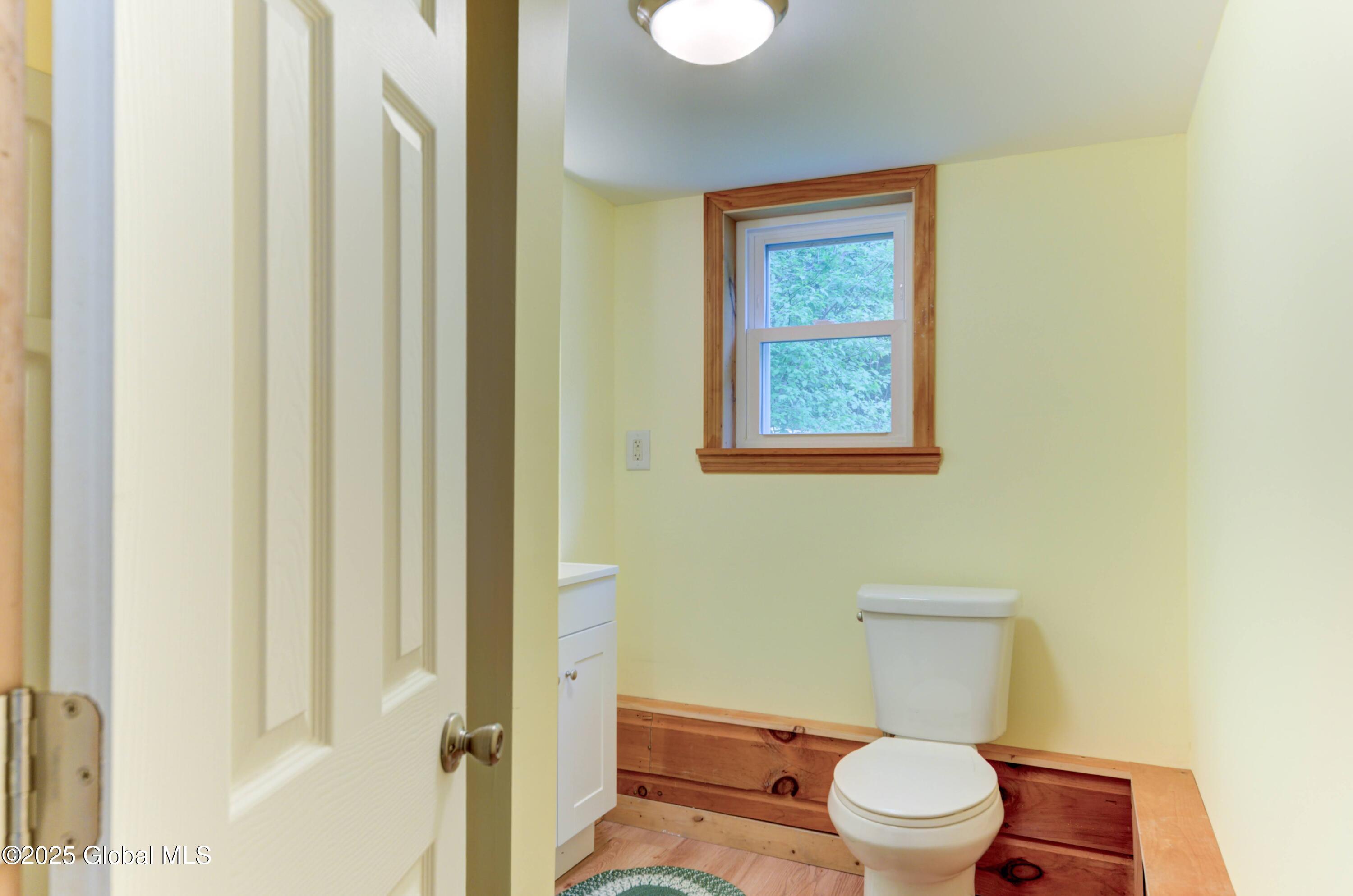165 Lake Road, Berne, New York image 15