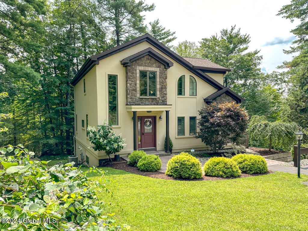 8 Schermerhorn Drive, Lake George, New York image 1