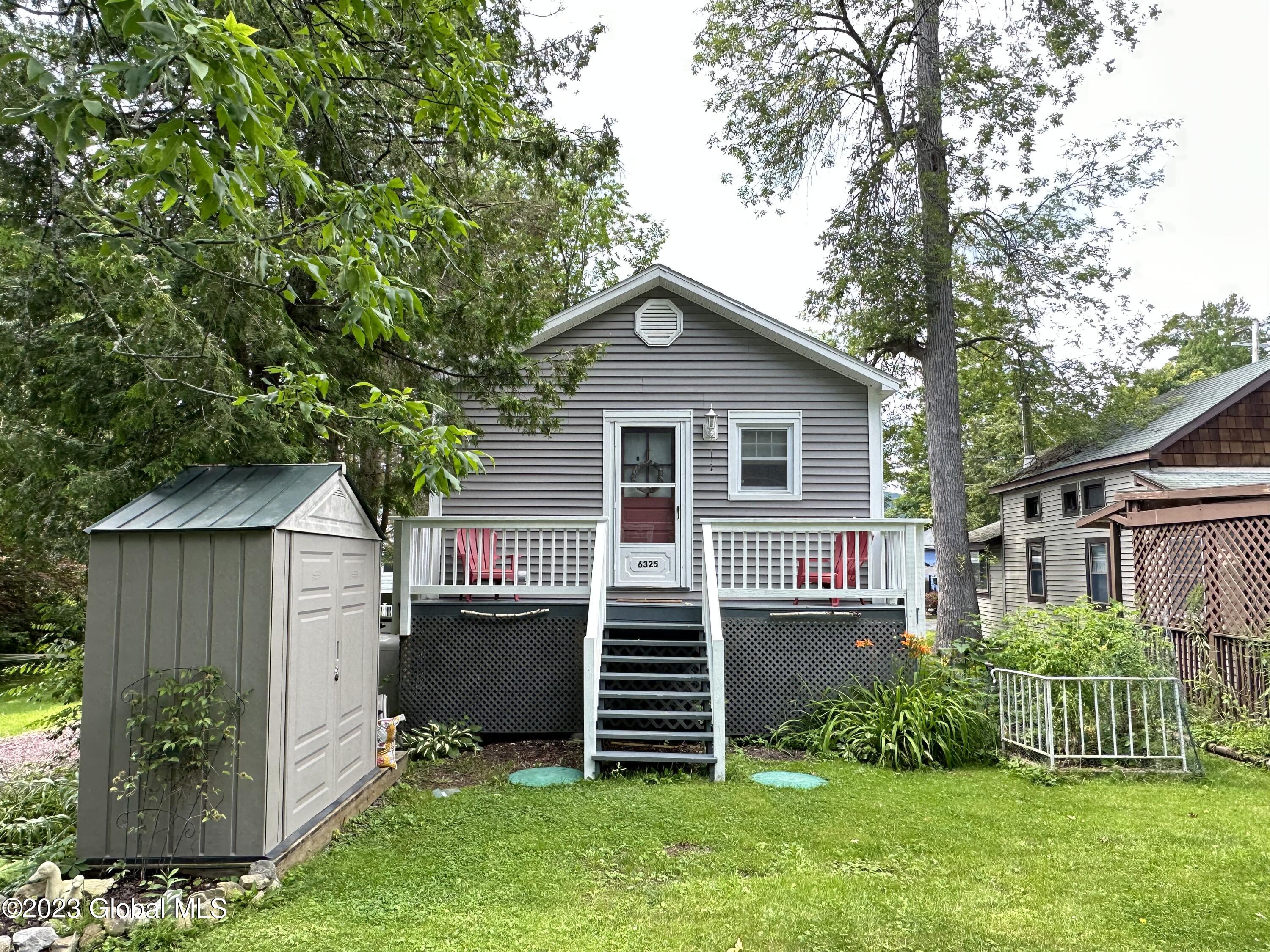 6325 Sunset Bay Road, Huletts Landing, New York image 15