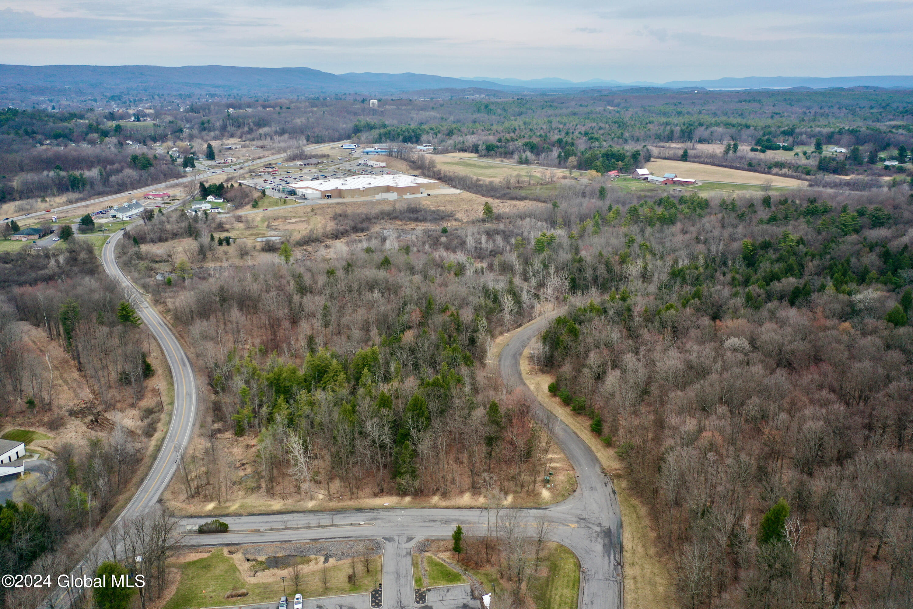 L1 Kathys Way, Gloversville, New York image 10