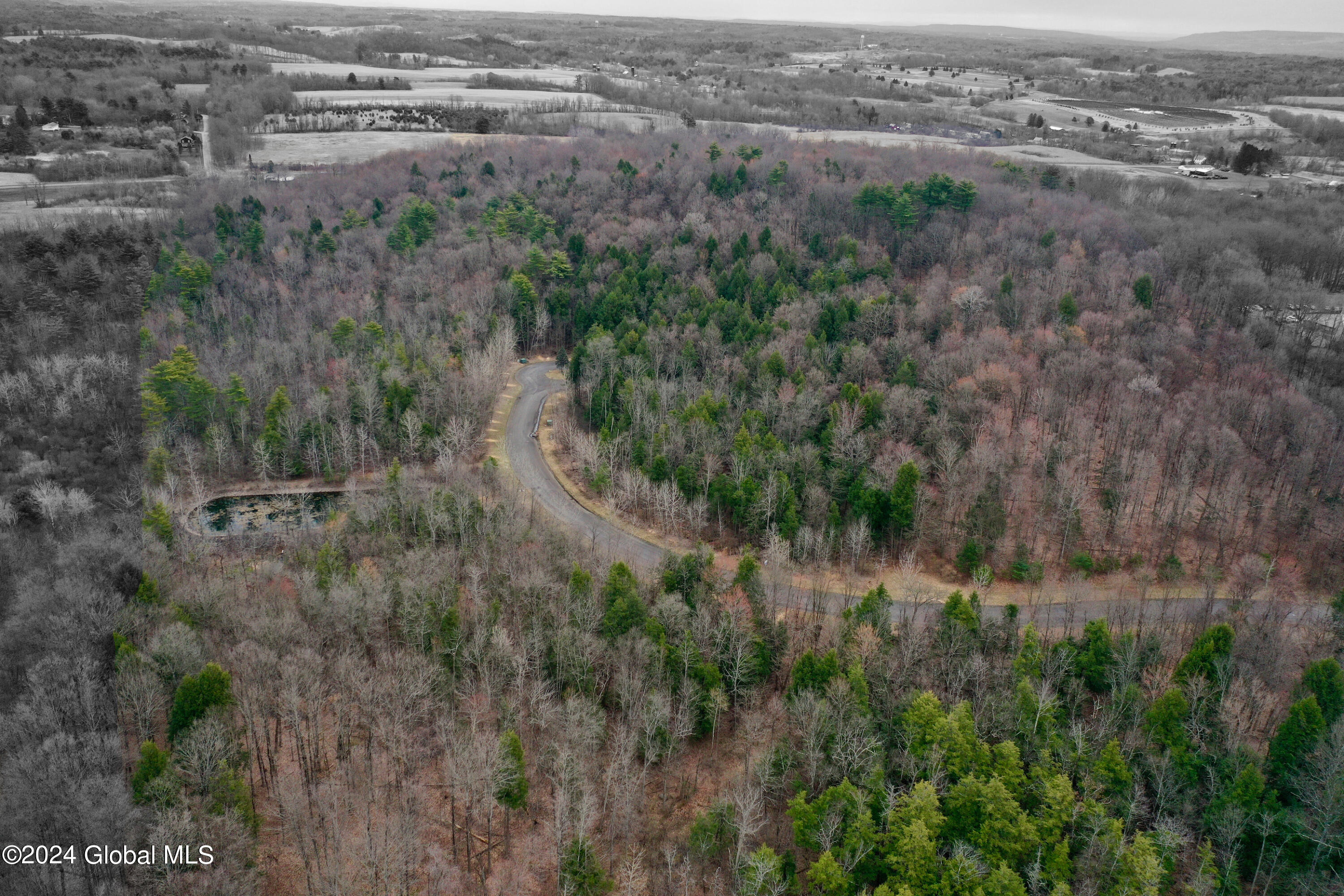 L1 Kathys Way, Gloversville, New York image 11