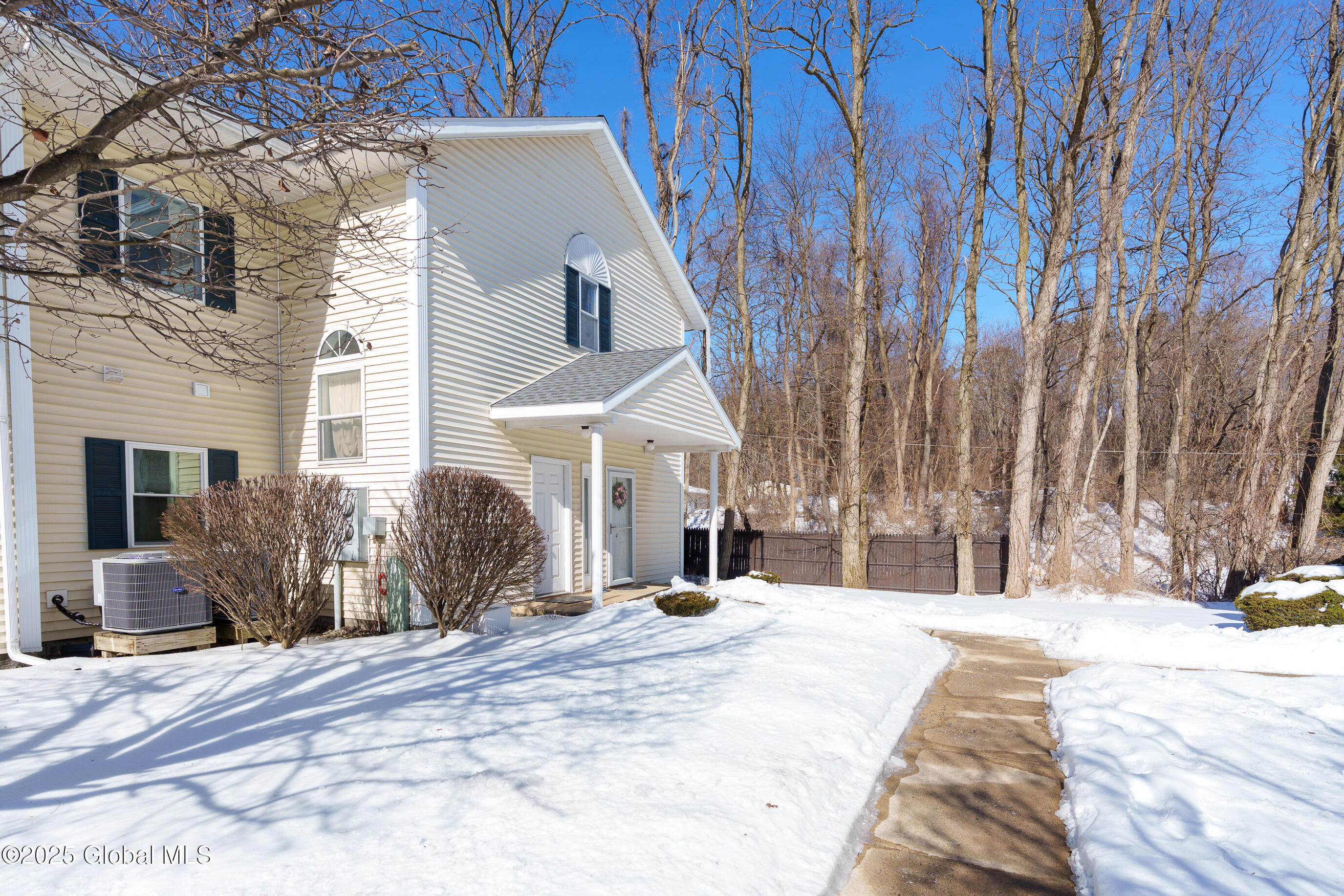 1003 Greenwich Drive, Albany, New York image 1