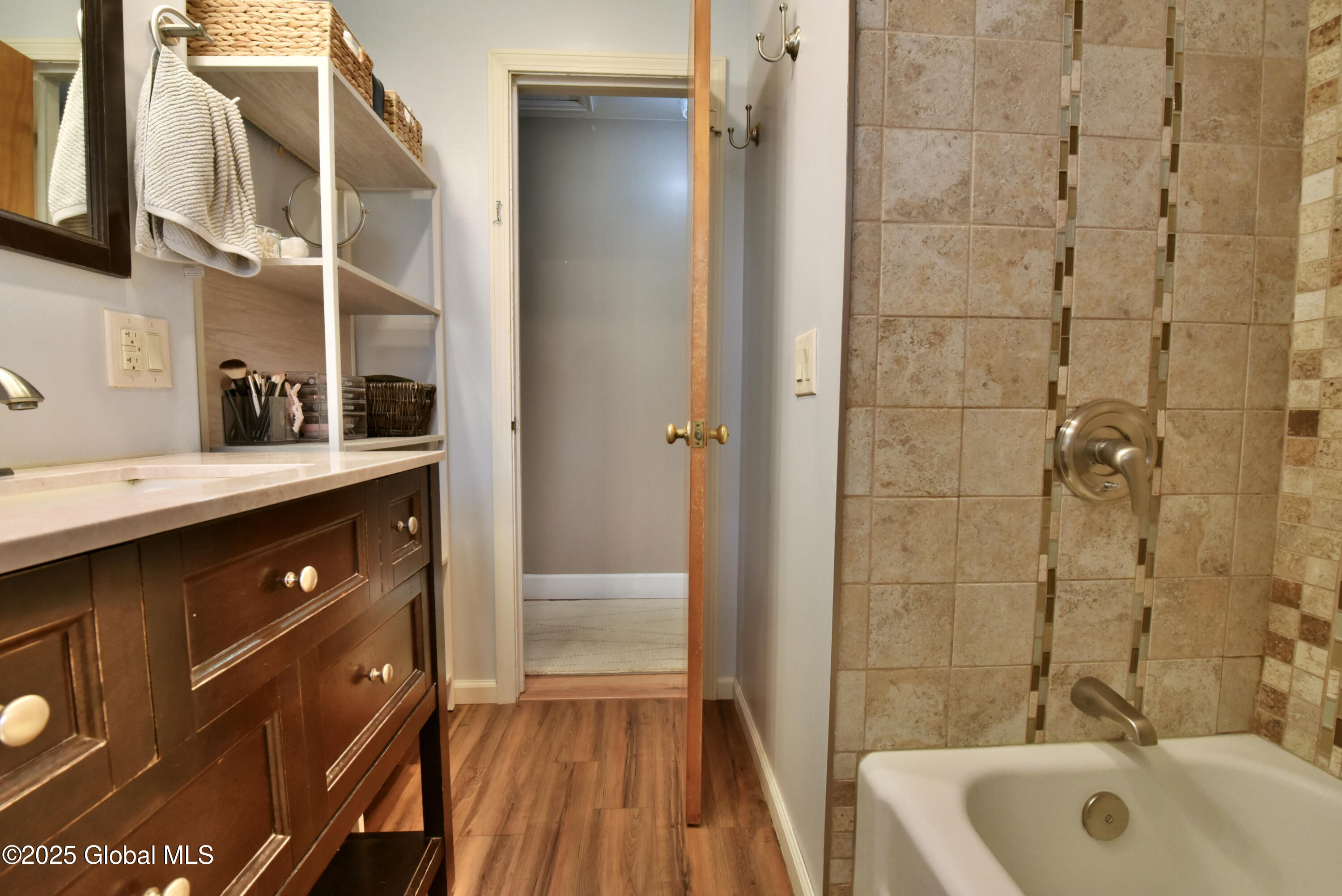 45 Adirondack Street, Albany, New York image 32