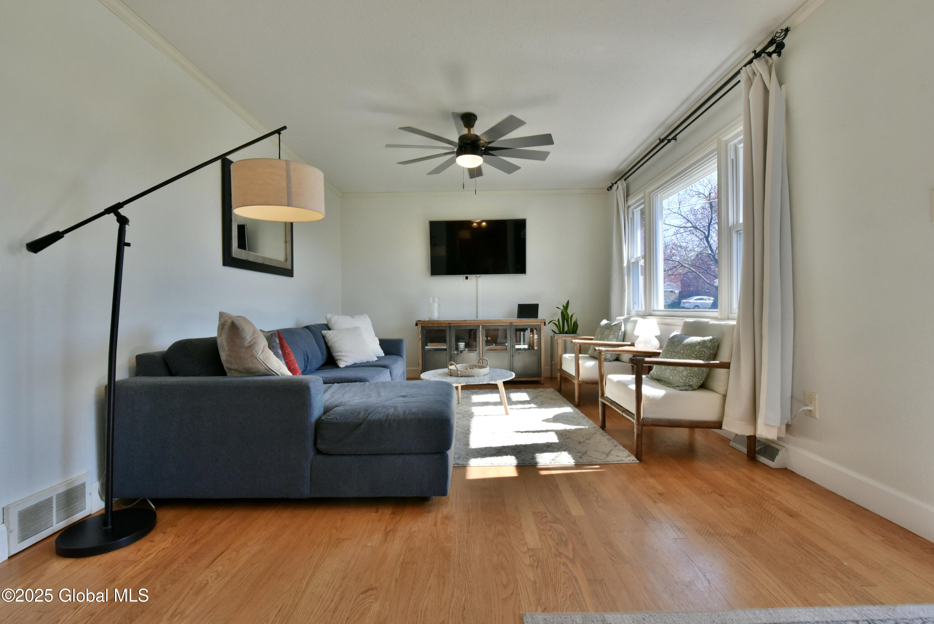 45 Adirondack Street, Albany, New York image 6