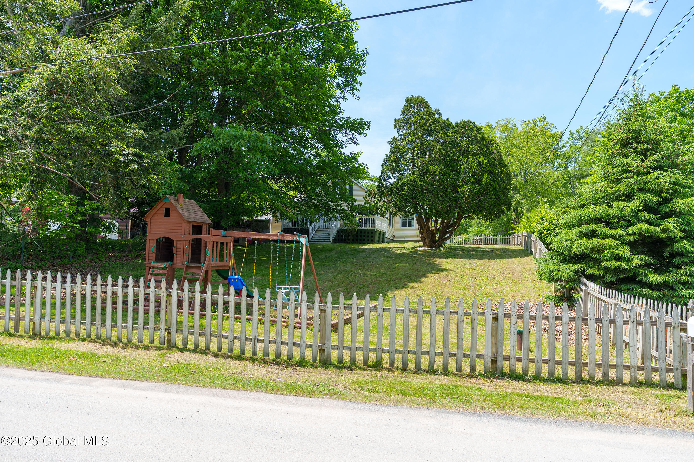 7 Fairfield Road, Averill Park, New York image 36