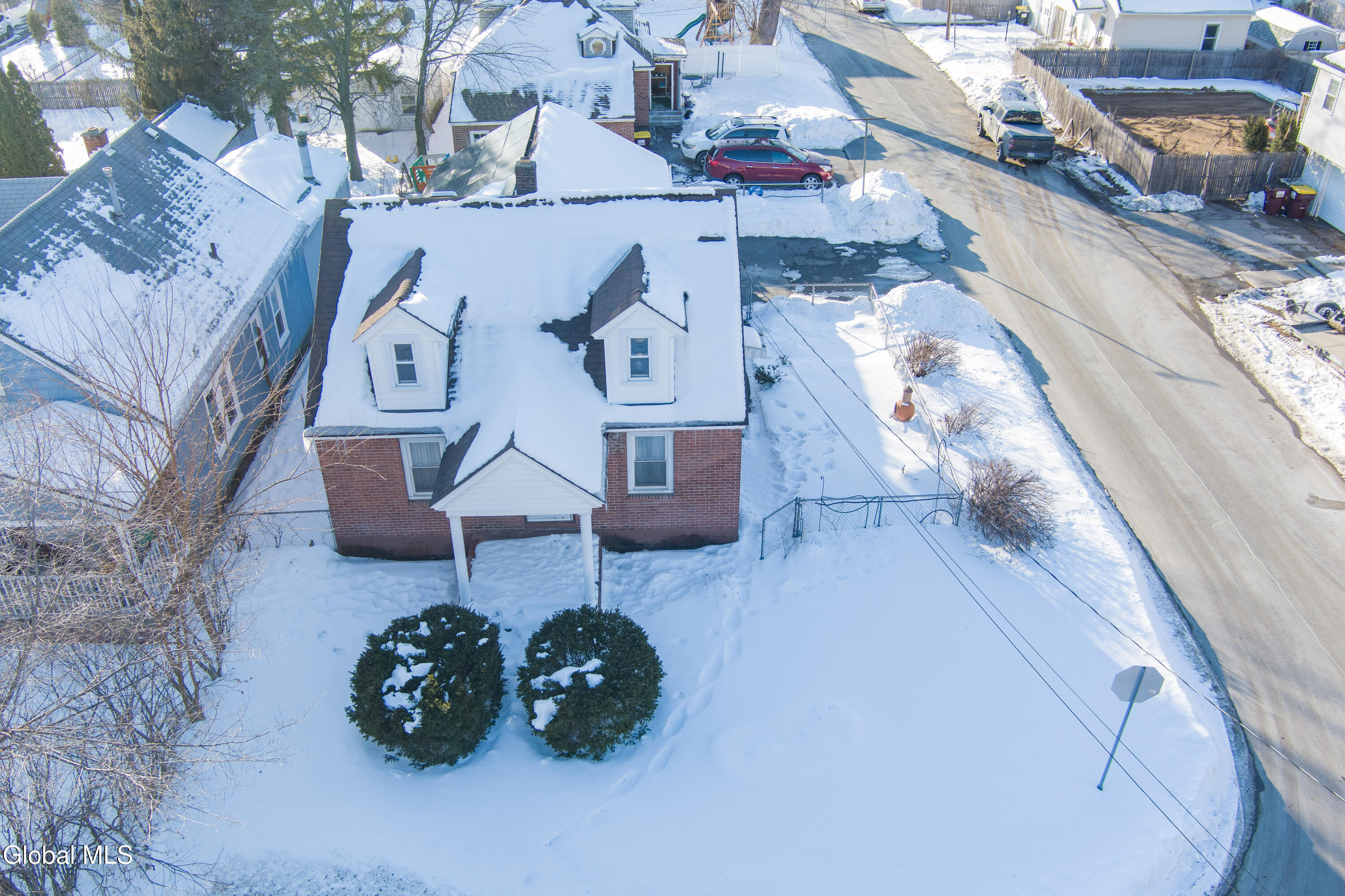 3045 Edgewood Avenue