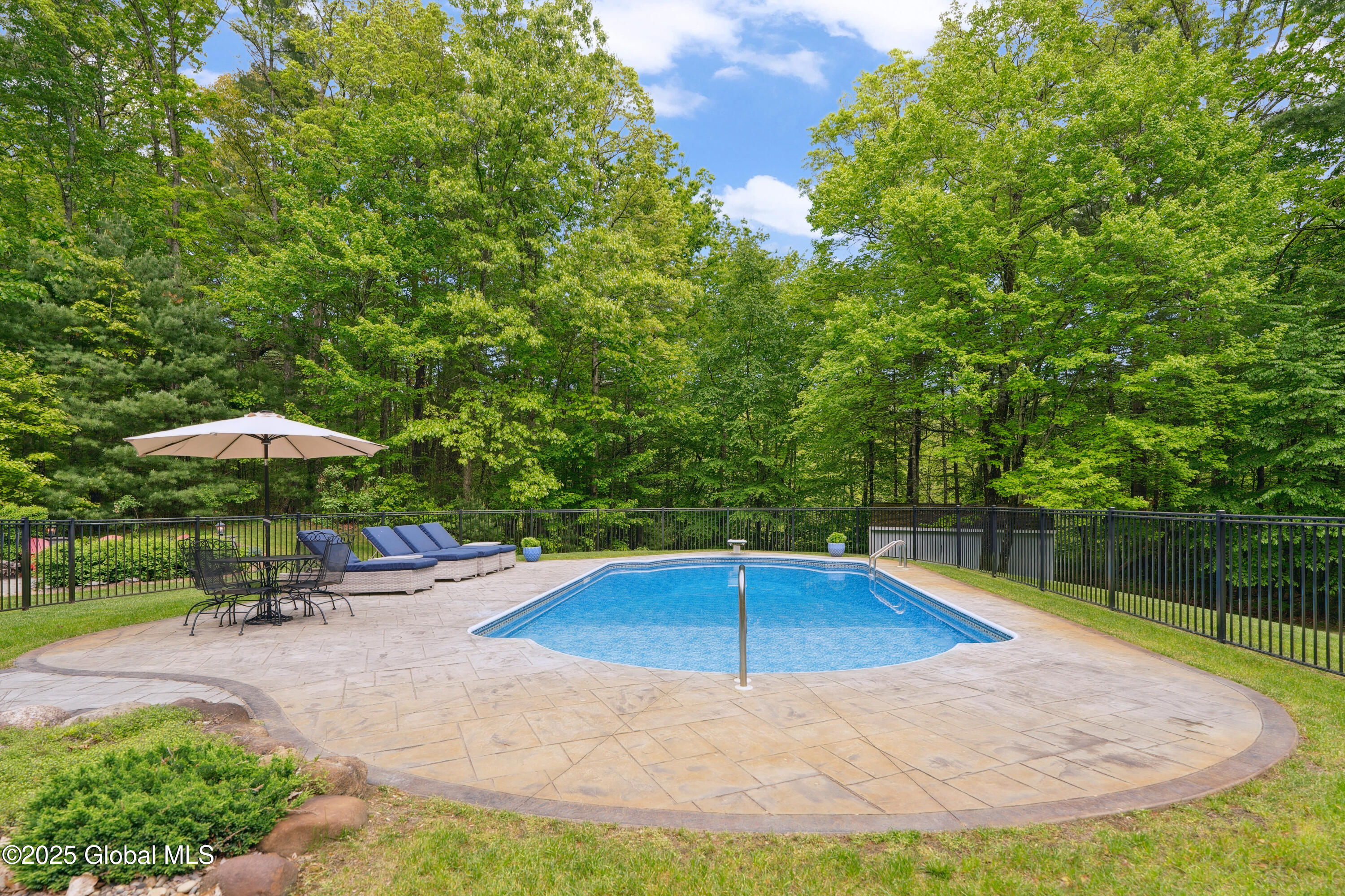 151 Edie Road, Saratoga Springs, New York image 8