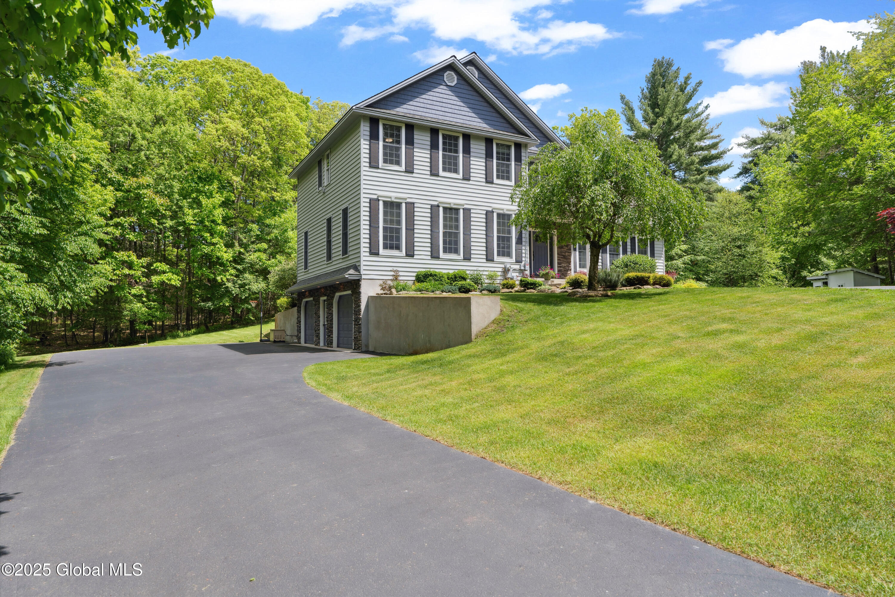 151 Edie Road, Saratoga Springs, New York image 2