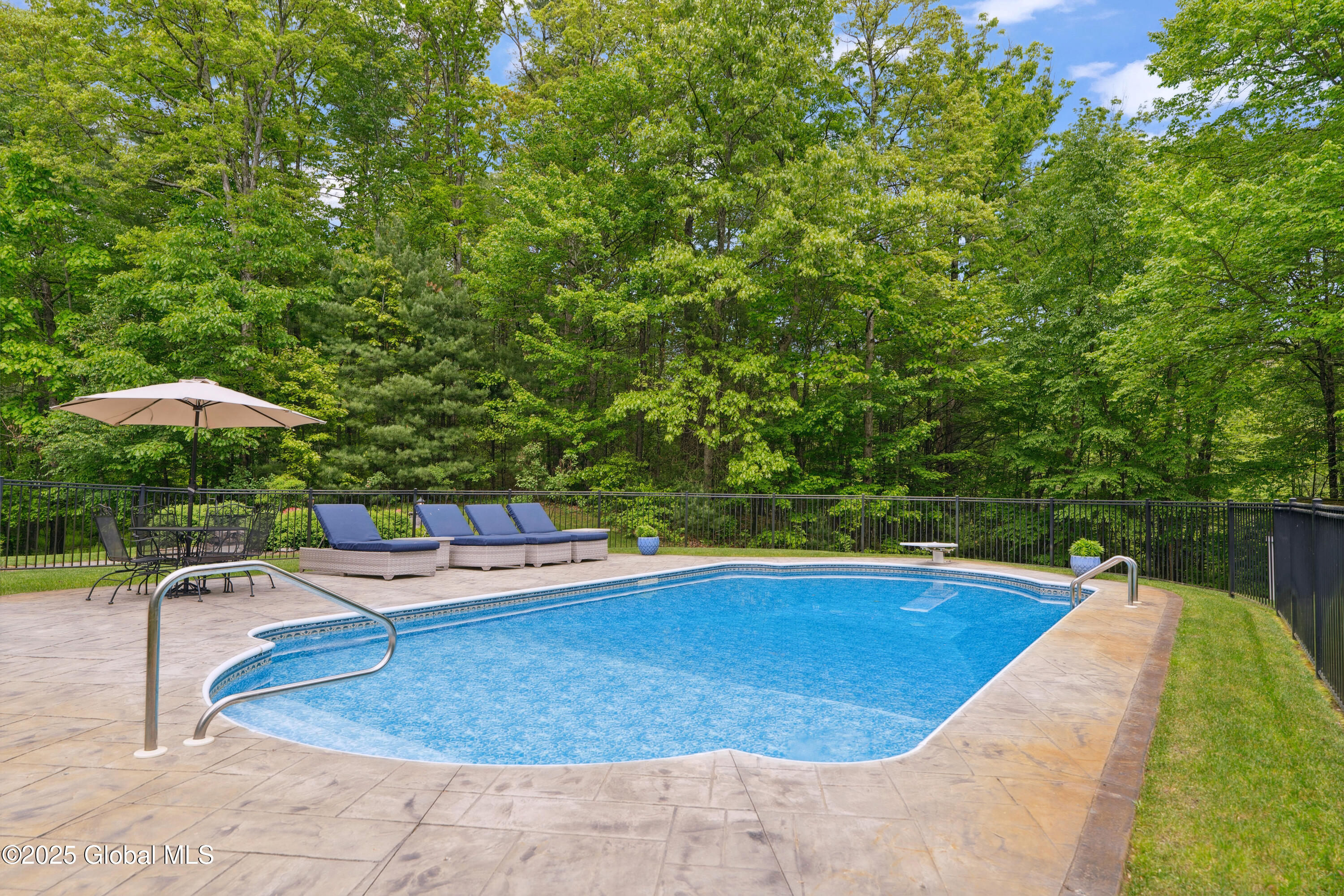 151 Edie Road, Saratoga Springs, New York image 9