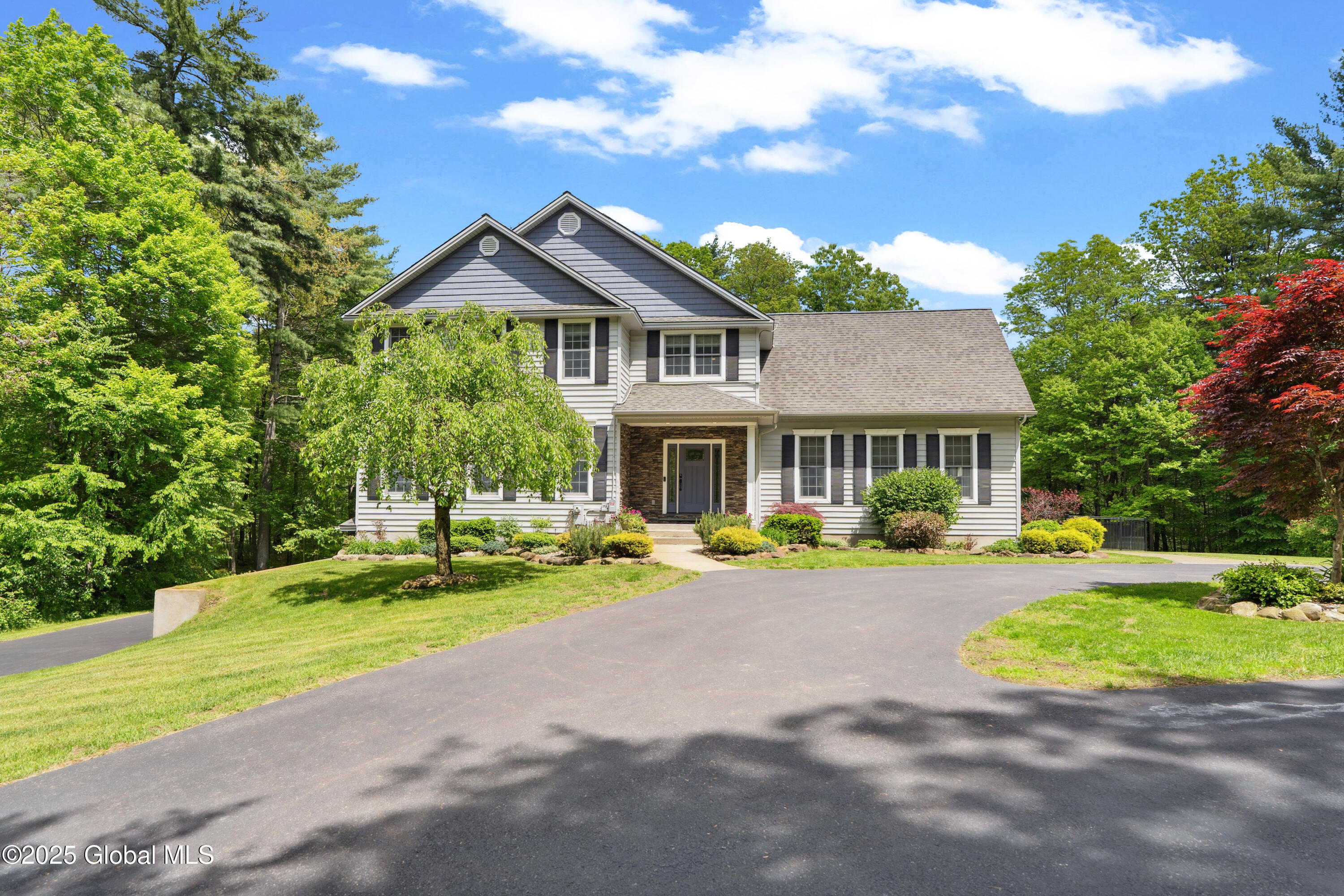 151 Edie Road, Saratoga Springs, New York image 1