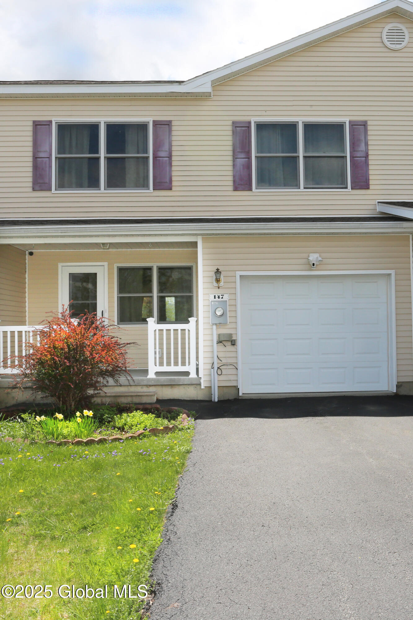 147 Skyview Drive, Greenville, New York image 2