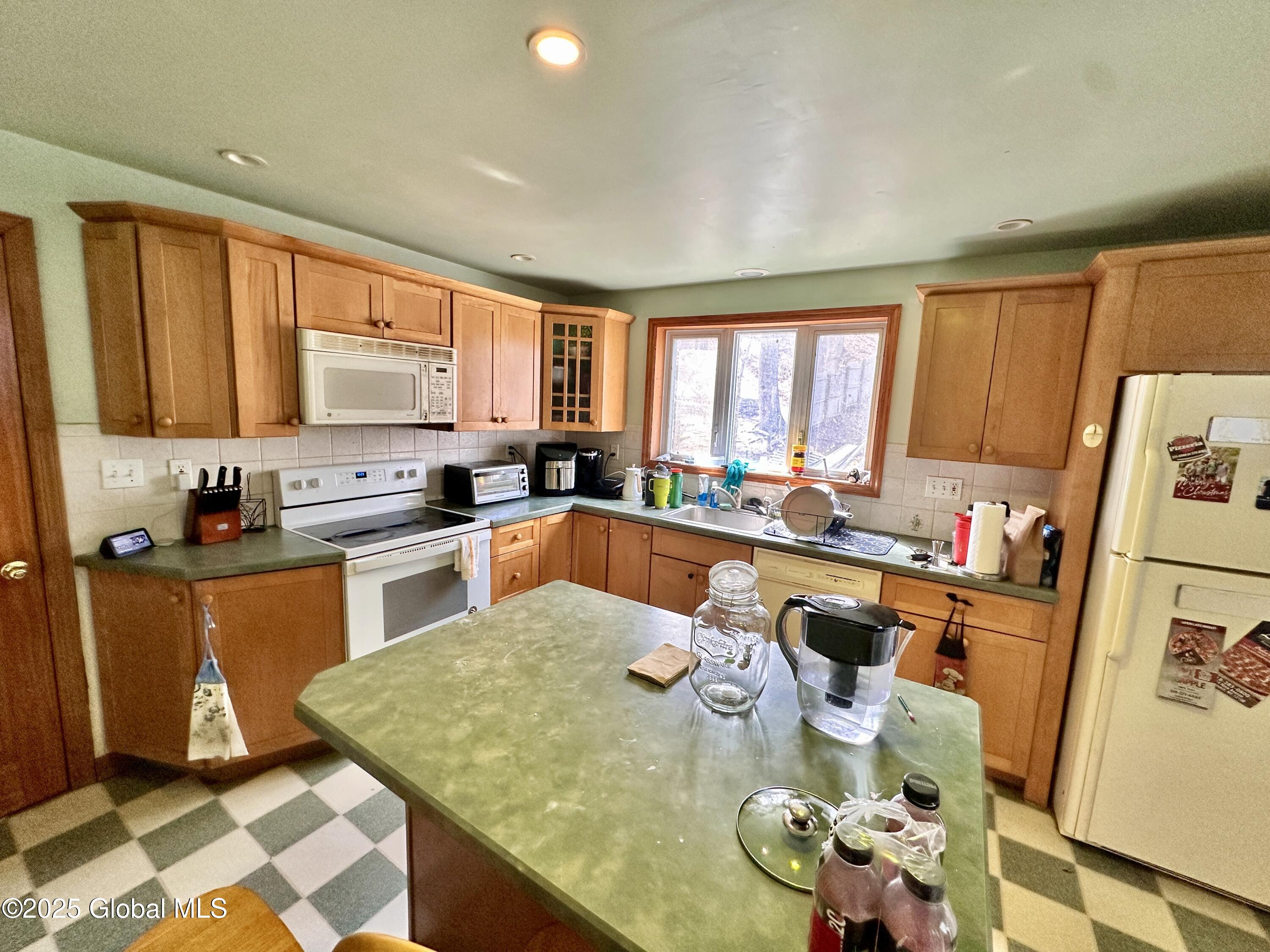 72 Pawling Avenue, Troy, New York image 12