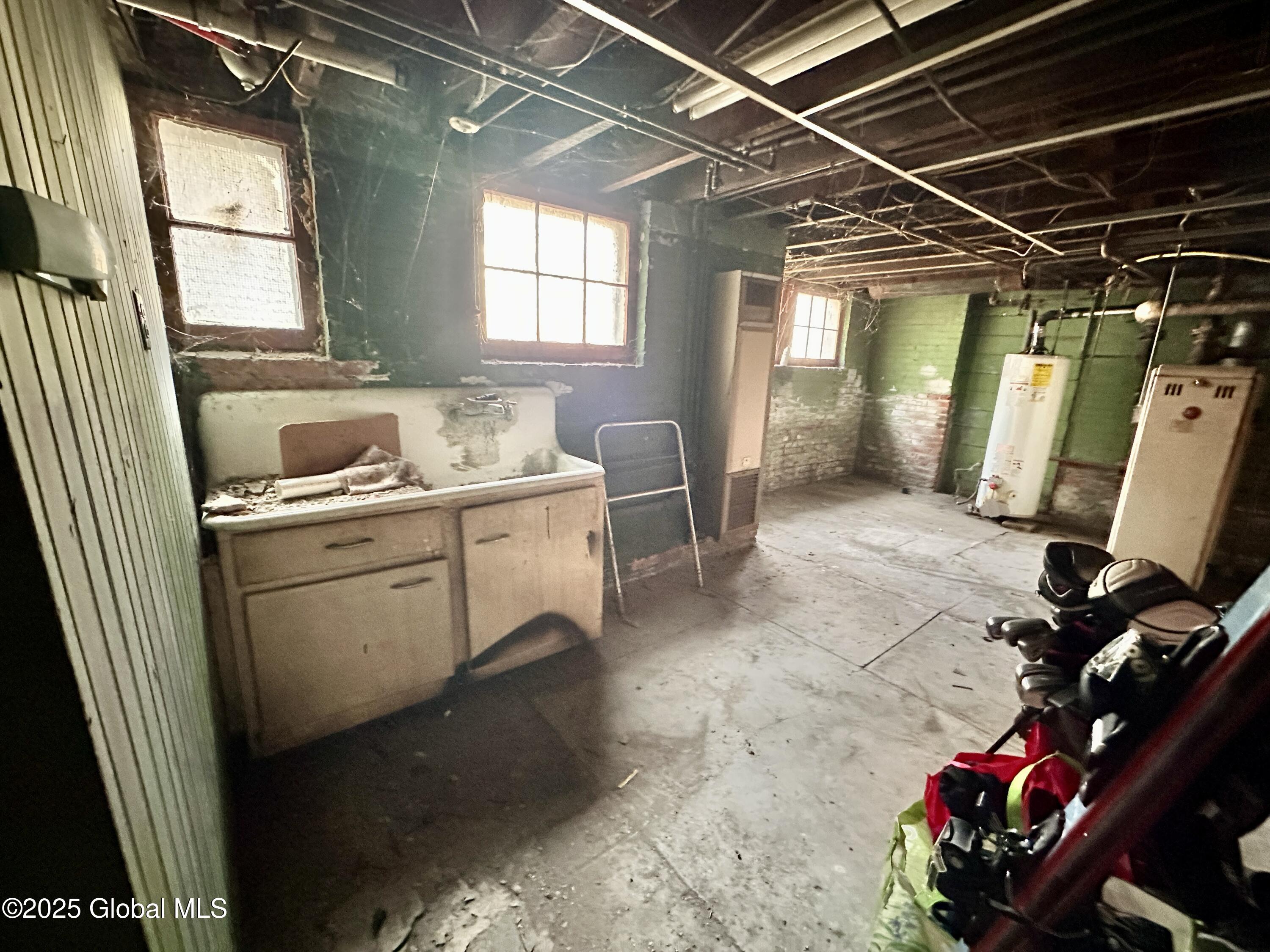 72 Pawling Avenue, Troy, New York image 46