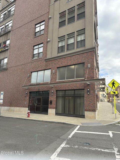 Photo of 17 Chapel Street #APT 602, Albany, NY 12210 (MLS # 202527743)