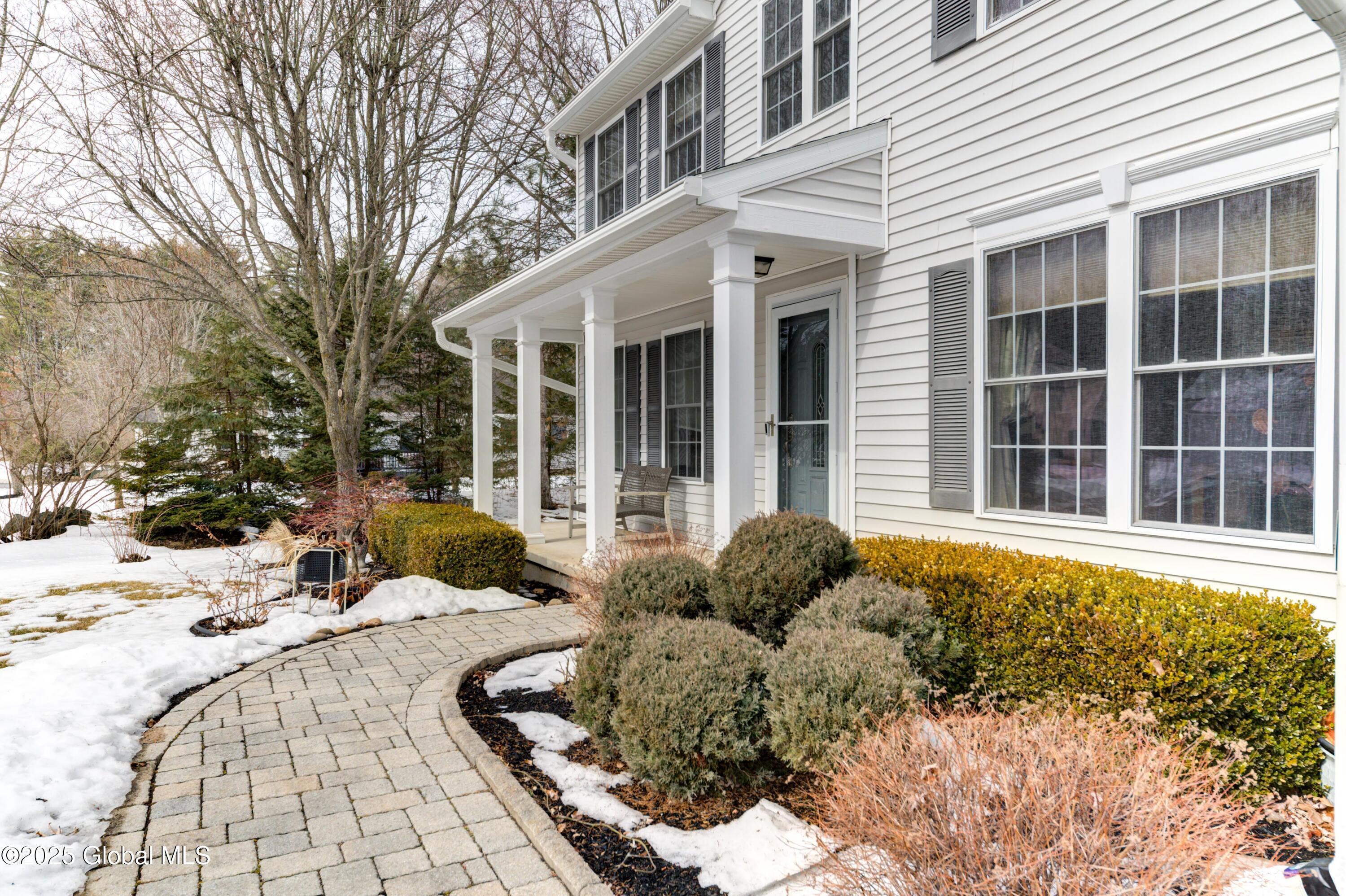 12 Crescent Creek Way, Selkirk, New York image 8