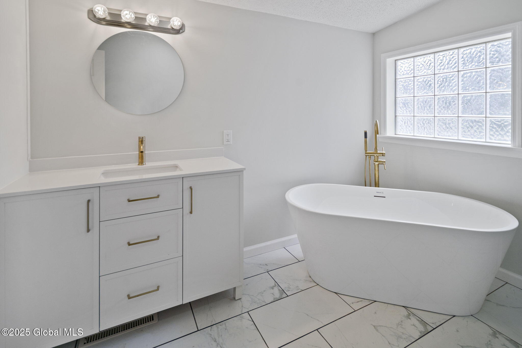 35 Mill Road, Cropseyville, New York image 10