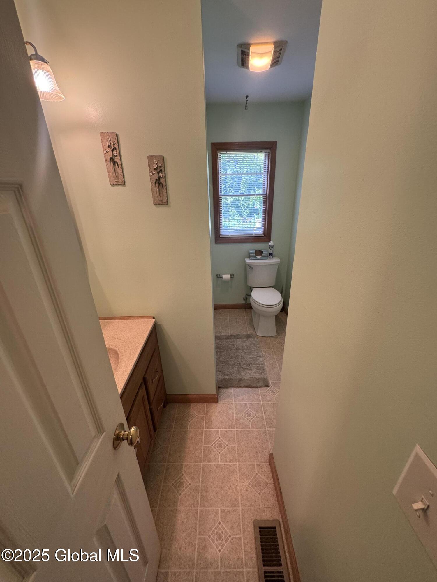 9393 Ny-66, Wynantskill, New York image 22