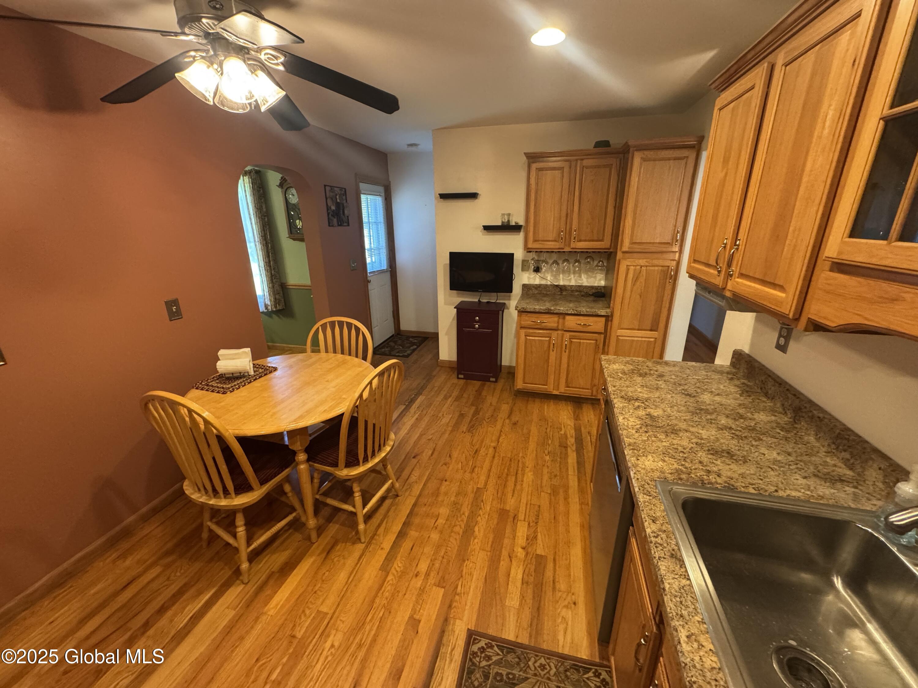 9393 Ny-66, Wynantskill, New York image 6
