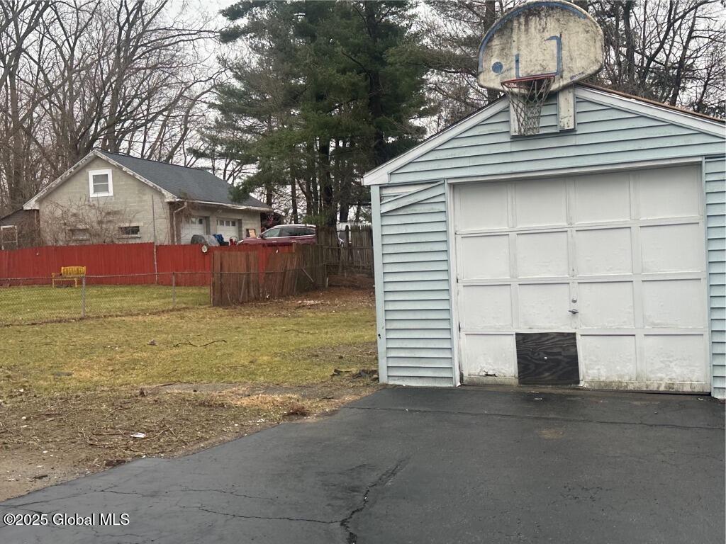 39 Wagner Avenue, Schenectady, New York image 8