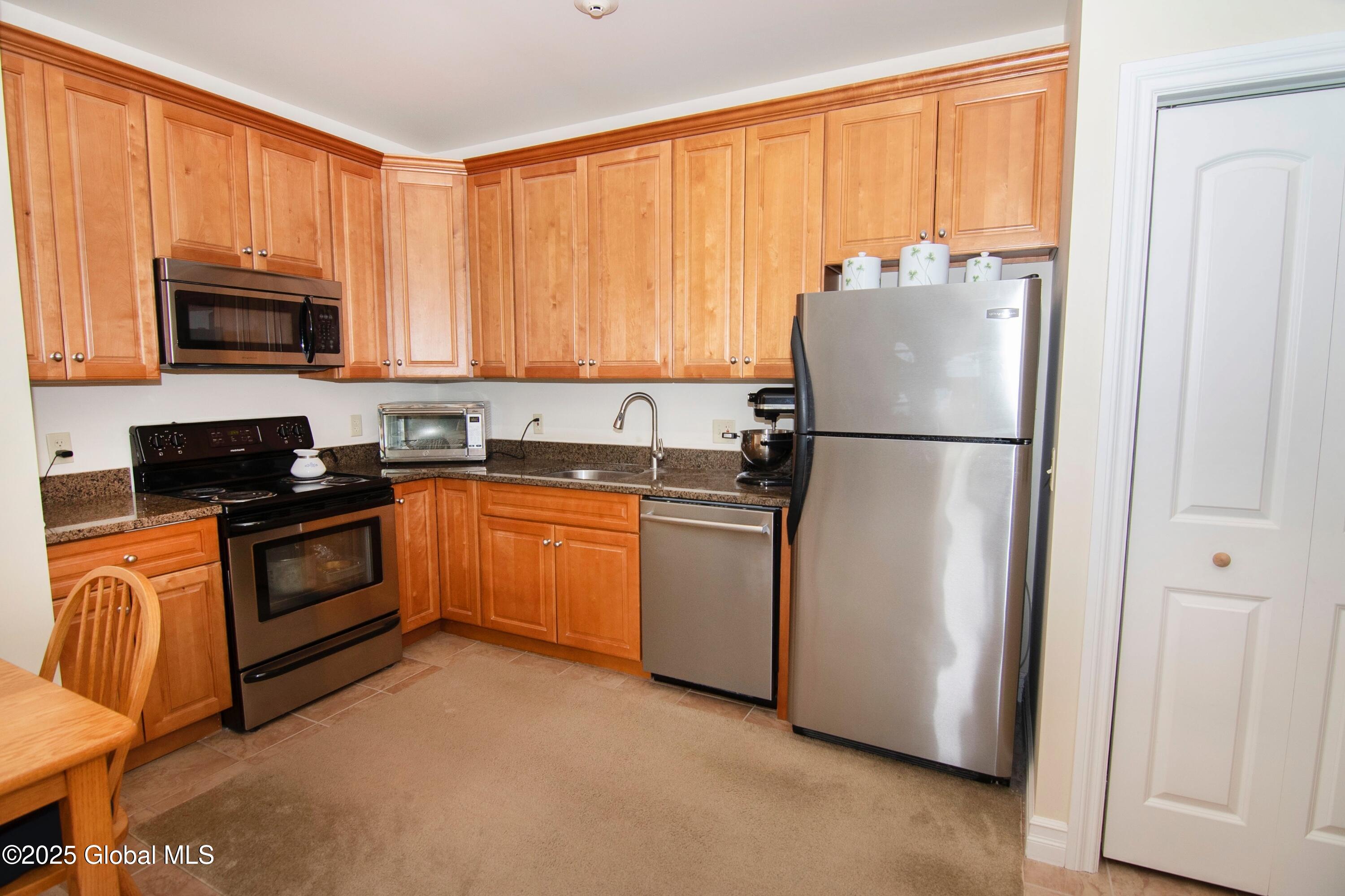 8 Wall Street #APT 305, Clifton Park, New York image 9