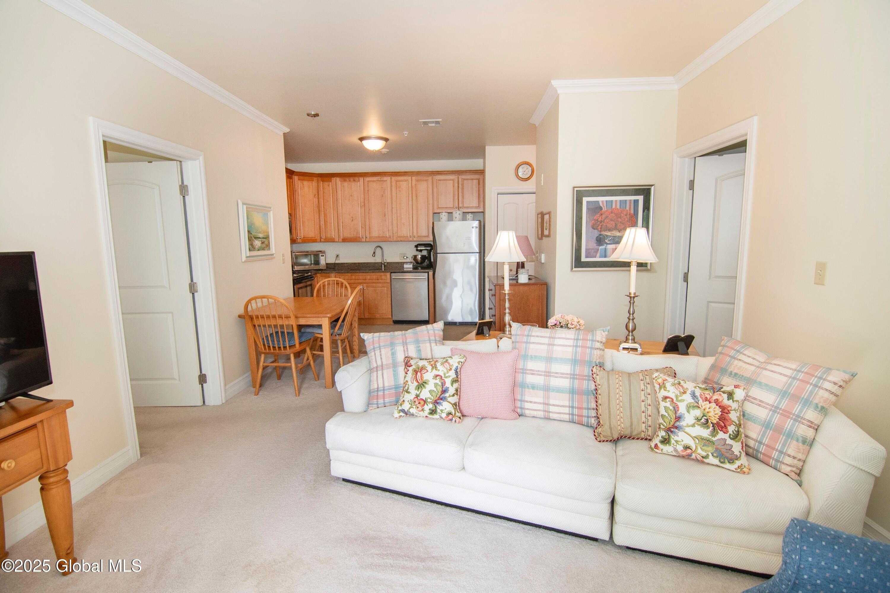 8 Wall Street #APT 305, Clifton Park, New York image 12