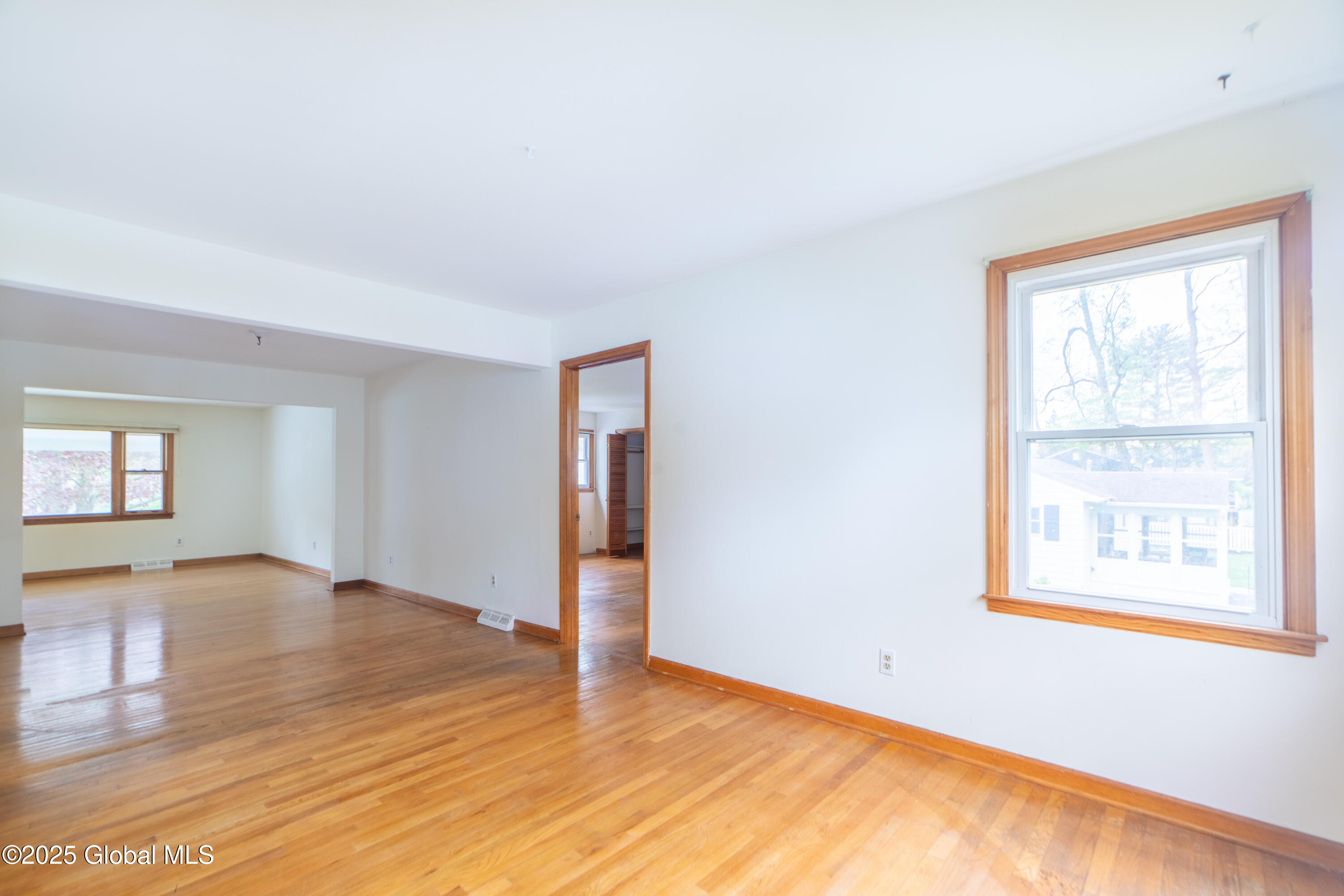 27 Patricia Lane, Saratoga Springs, New York image 16