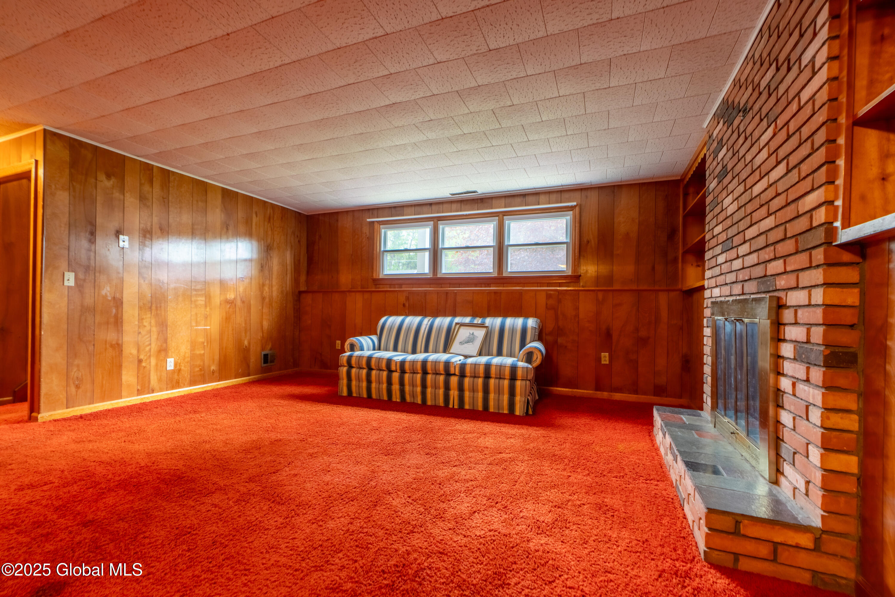 27 Patricia Lane, Saratoga Springs, New York image 32