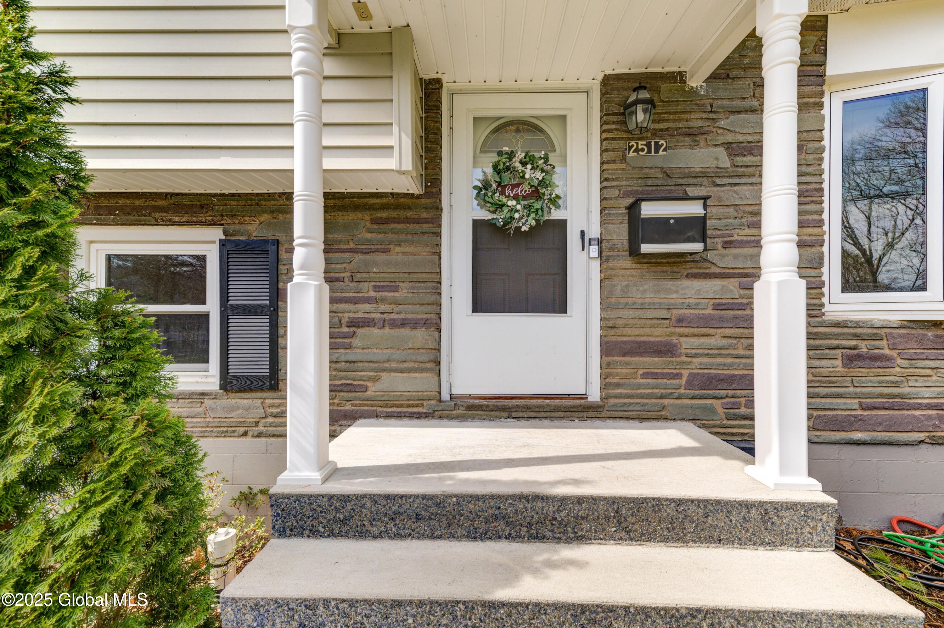 2512 Whamer Lane, Niskayuna, New York image 4