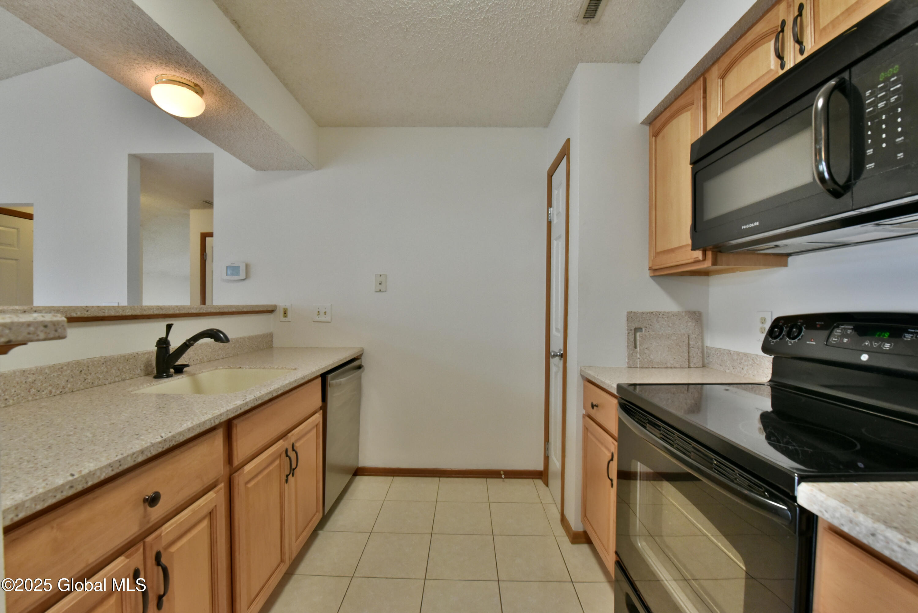 1024 Hampton Place Boulevard, Troy, New York image 18