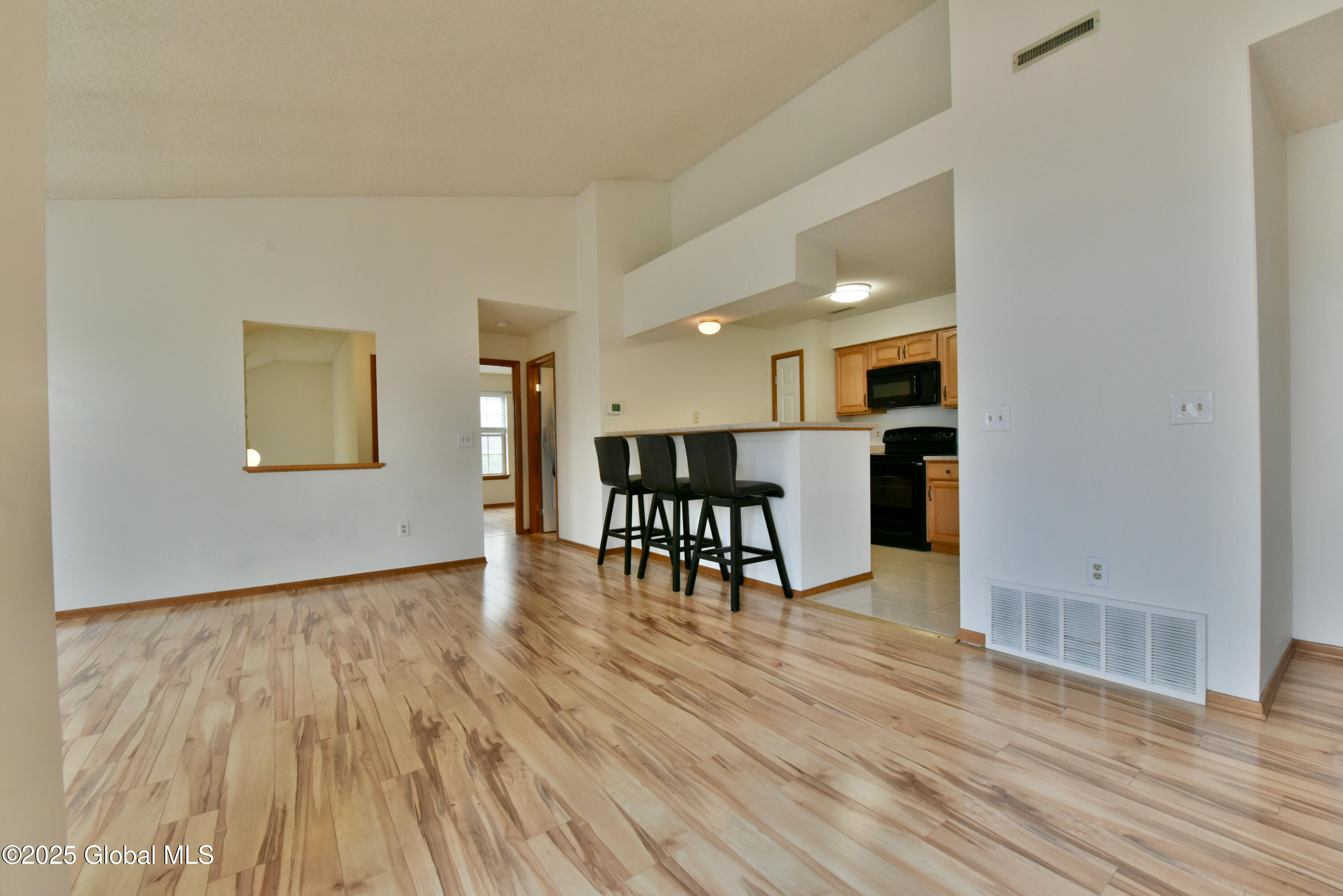 1024 Hampton Place Boulevard, Troy, New York image 13
