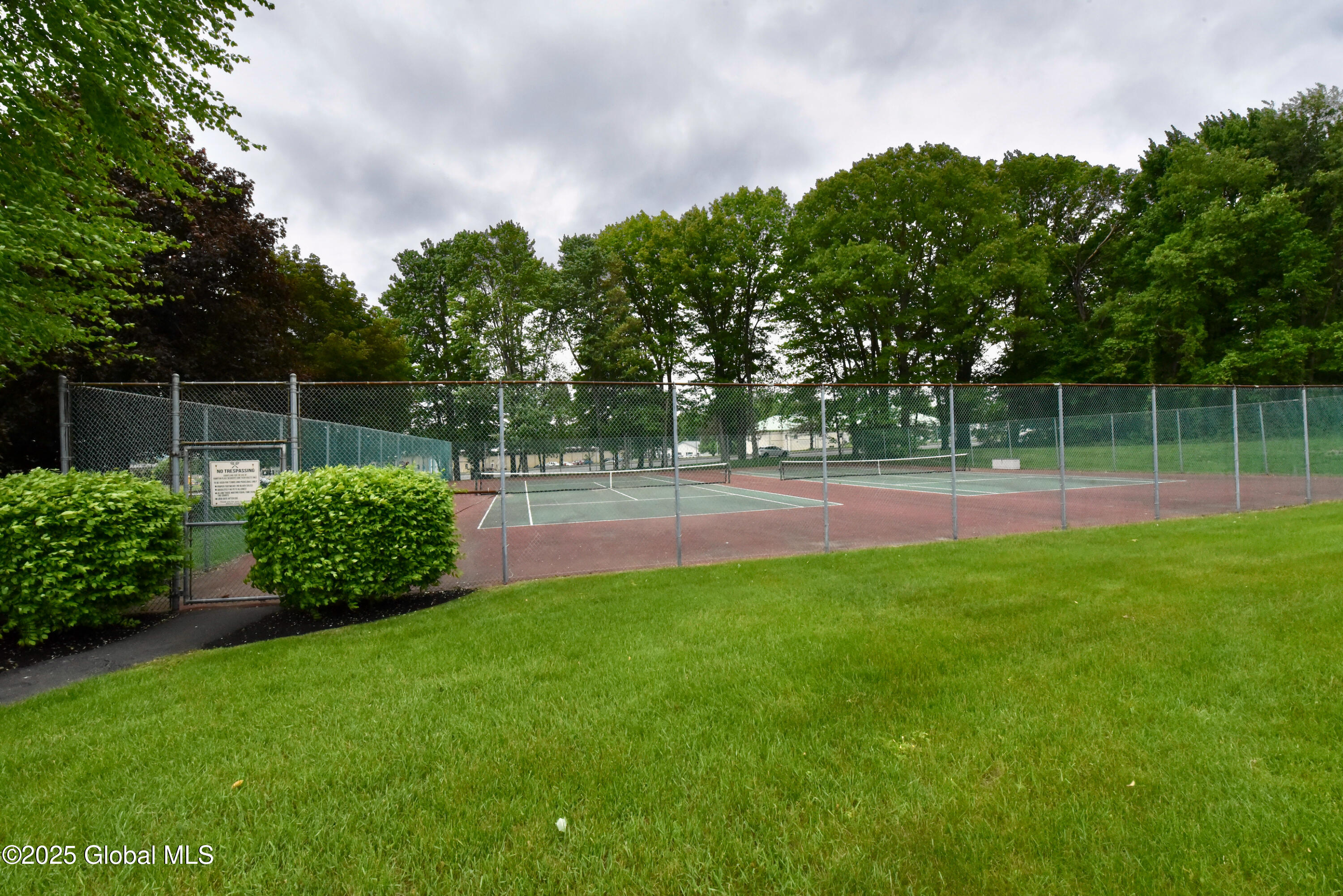 1024 Hampton Place Boulevard, Troy, New York image 47