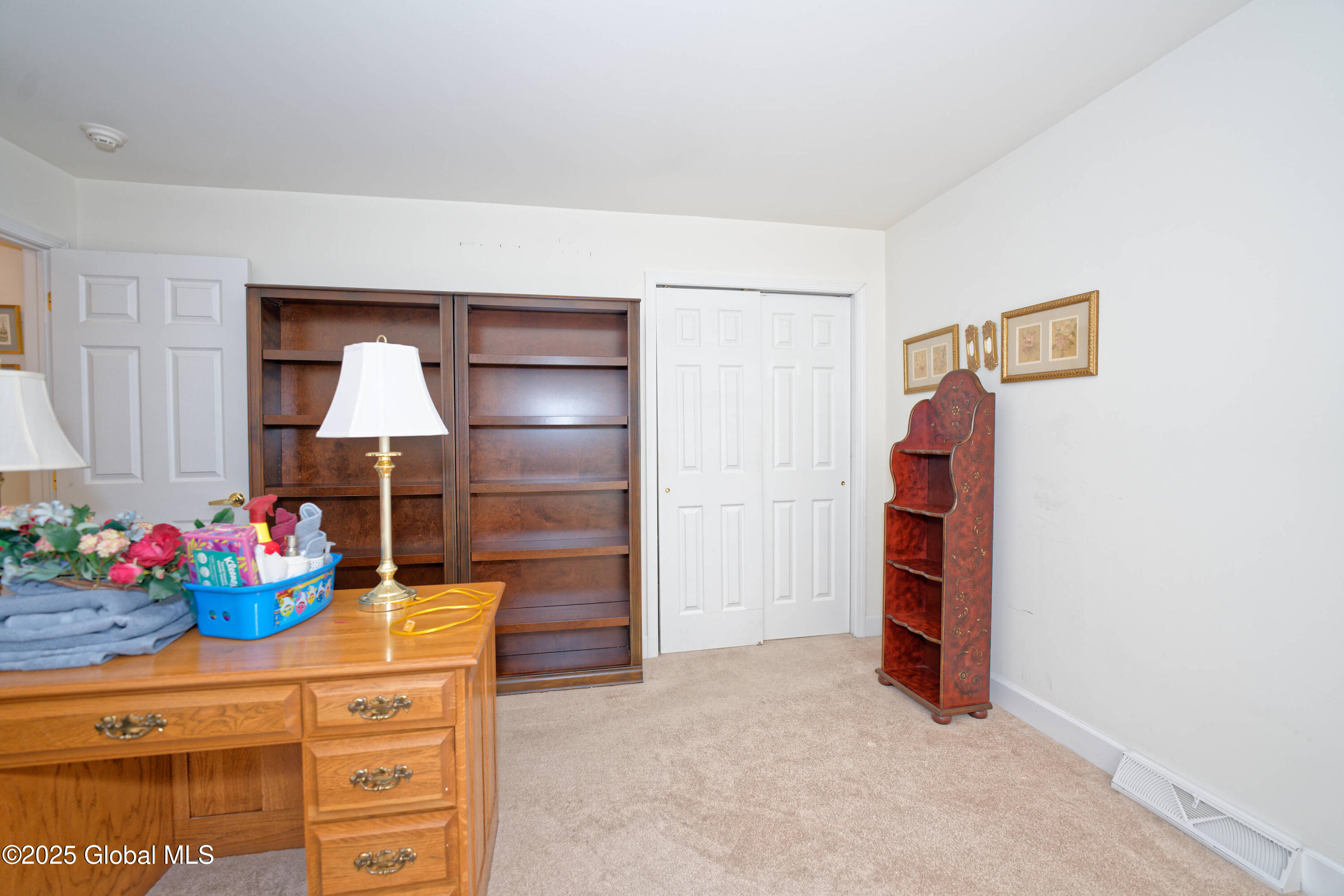 18 Gladstone Circle, Mechanicville, New York image 42