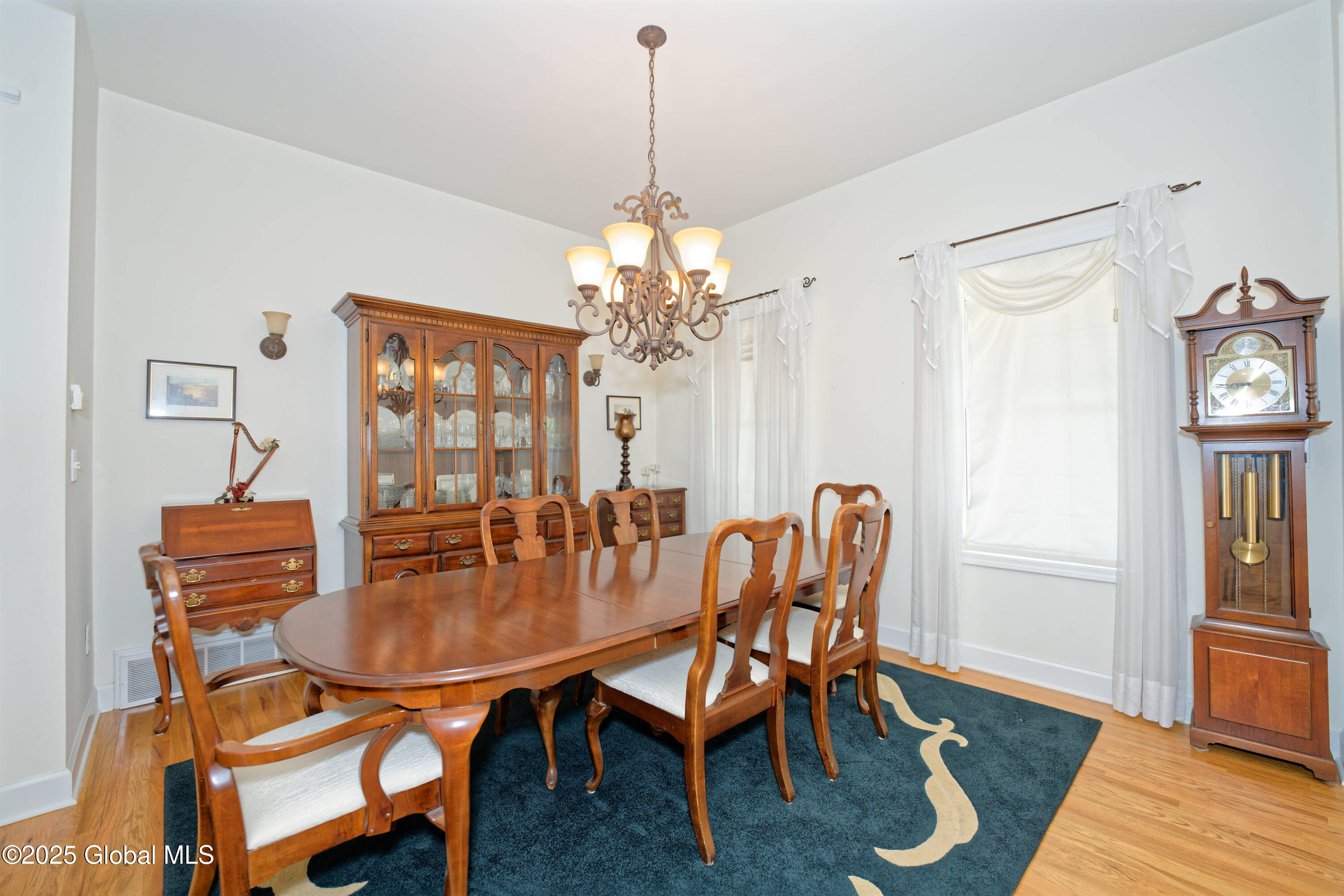 18 Gladstone Circle, Mechanicville, New York image 14
