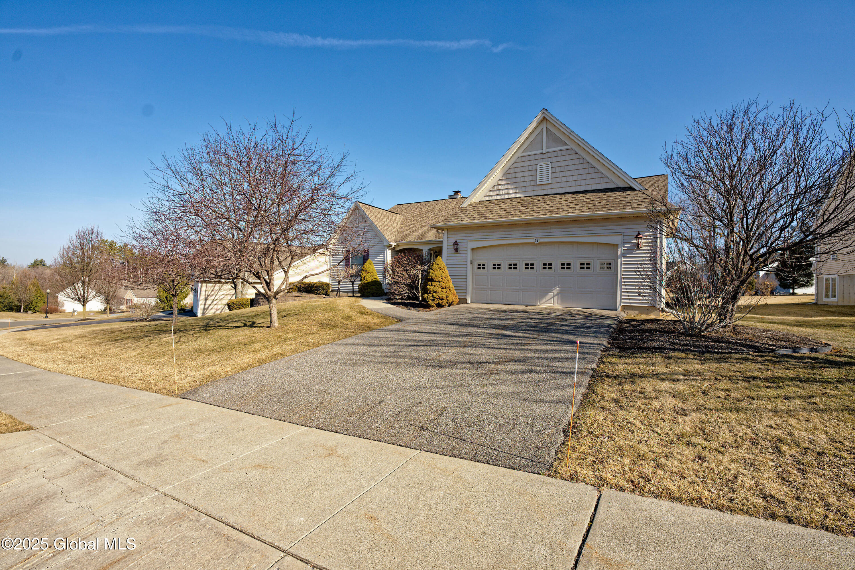 18 Gladstone Circle, Mechanicville, New York image 8