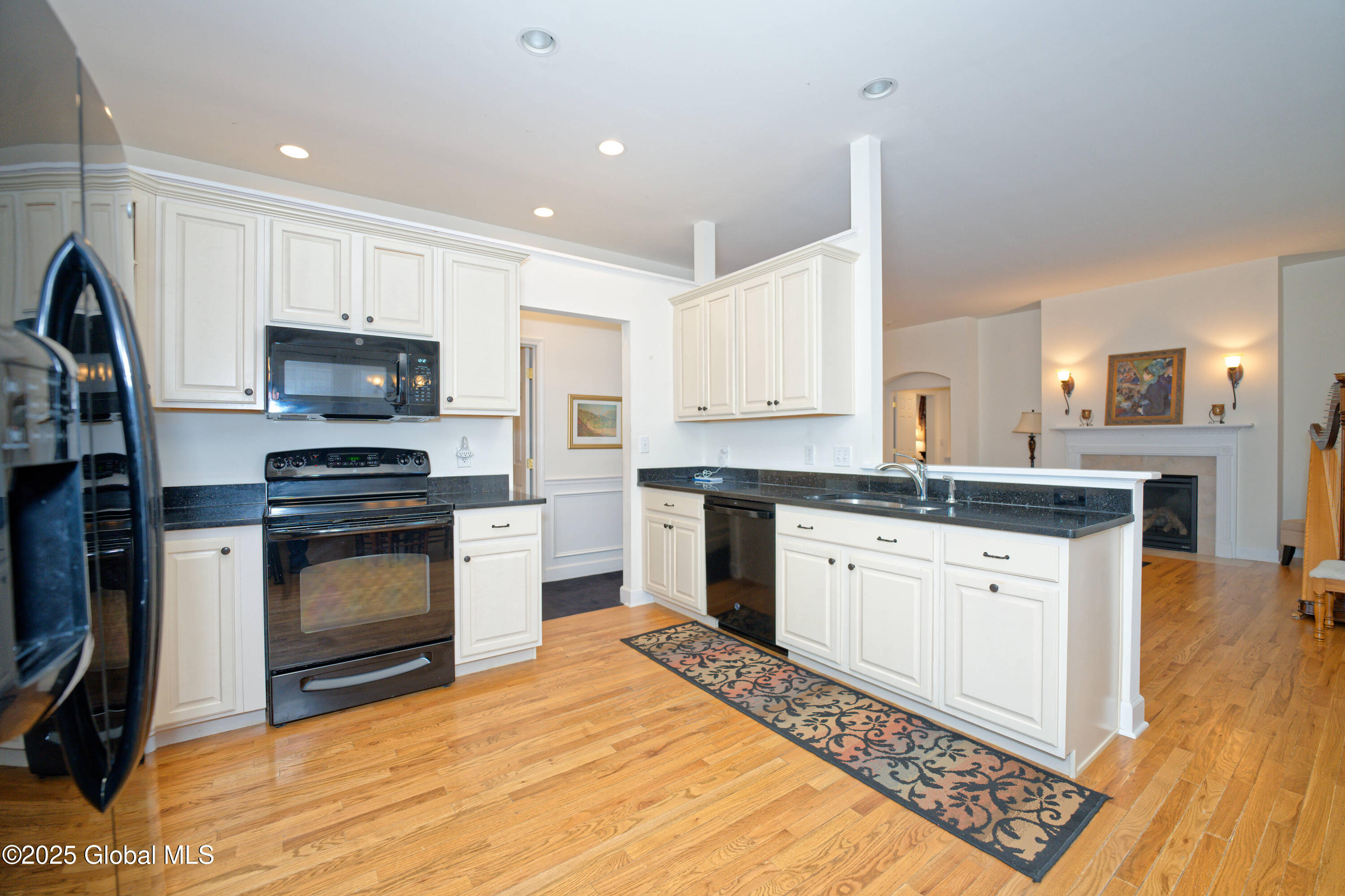 18 Gladstone Circle, Mechanicville, New York image 22