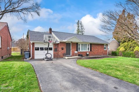 Photo of 1464 Dalton Drive, Schenectady, NY 12308 (MLS # 202615202)