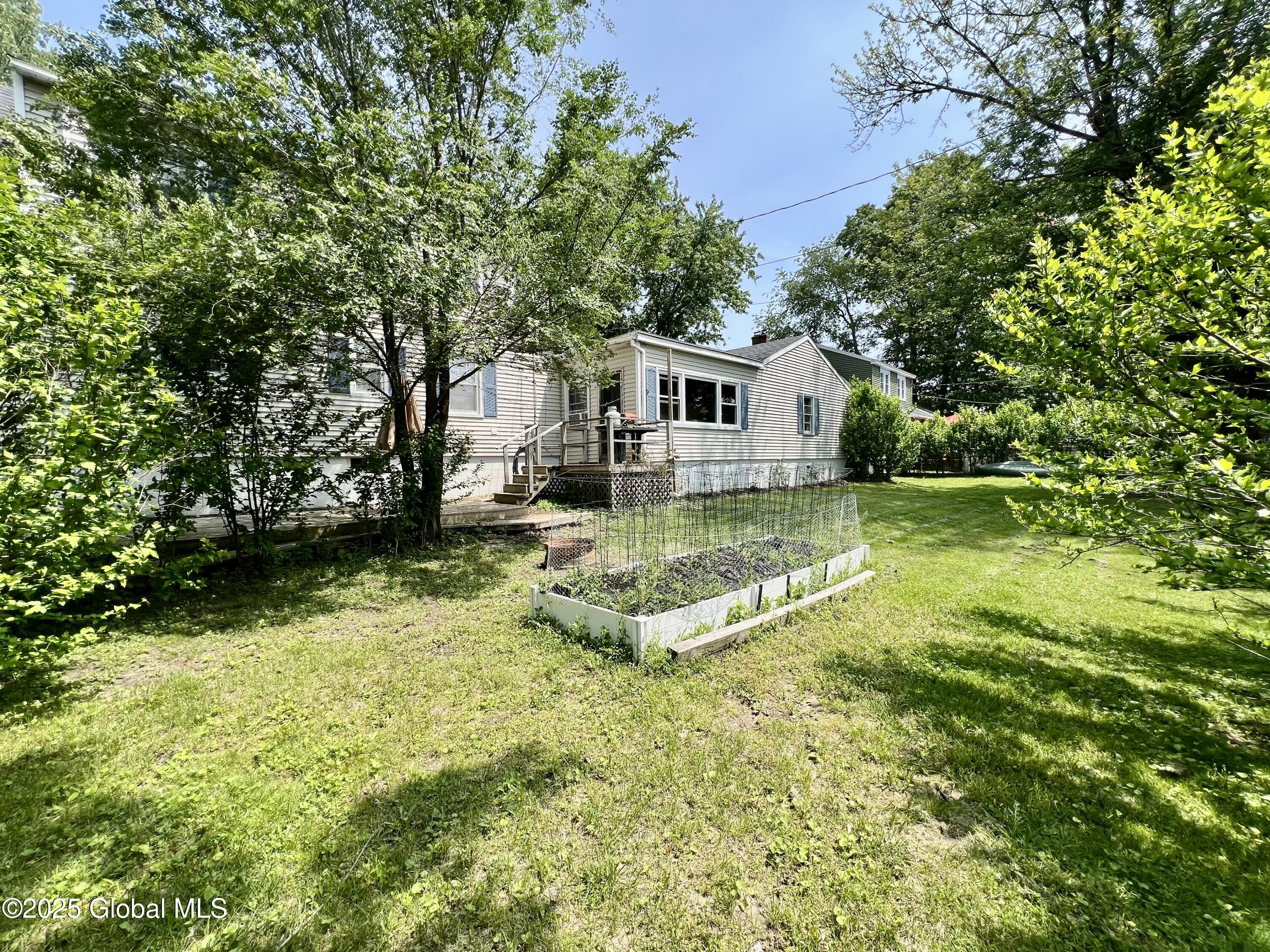 86 Glendale Road, Latham, New York image 20