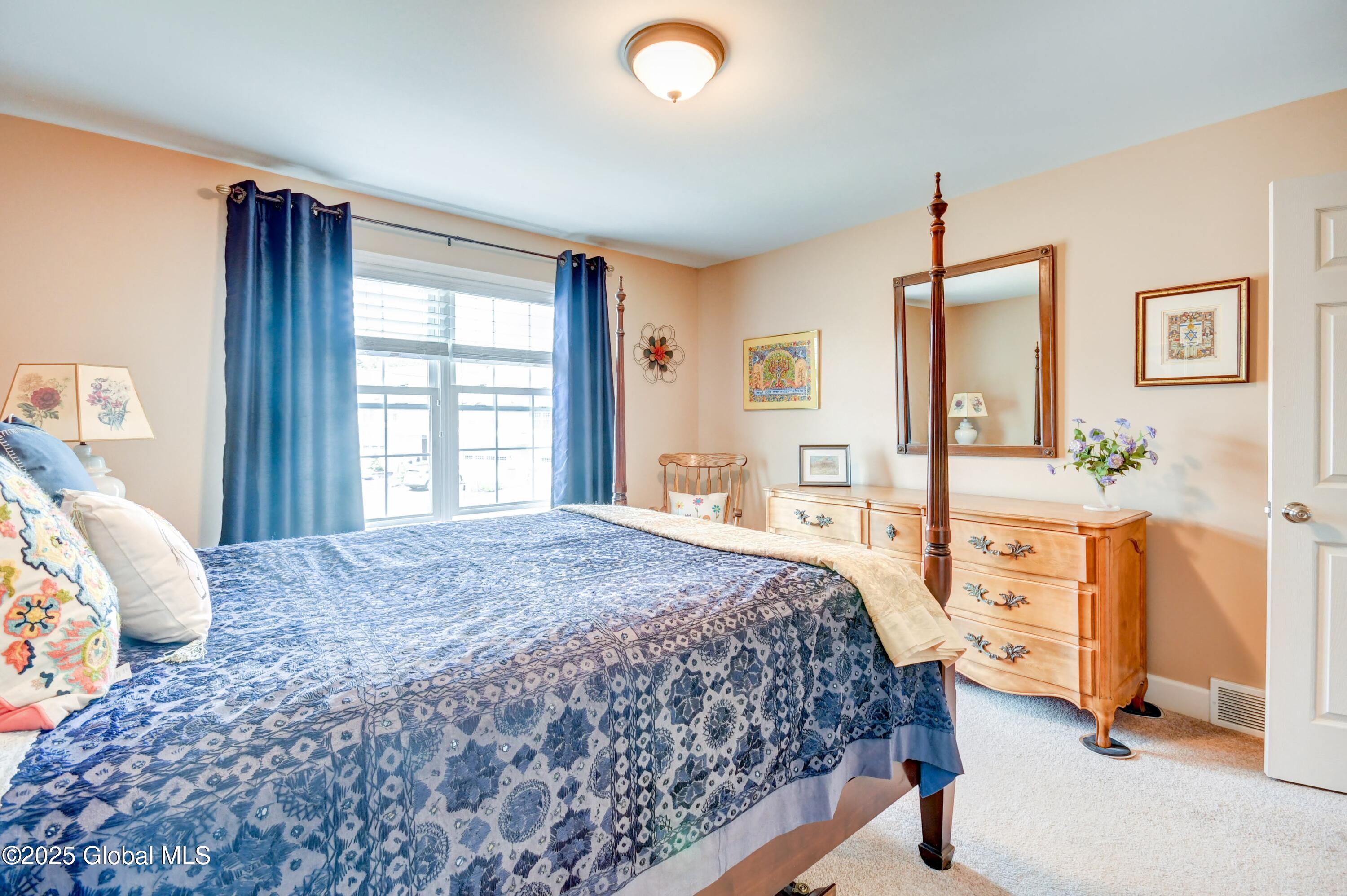 84 Andriana Lane, Albany, New York image 32