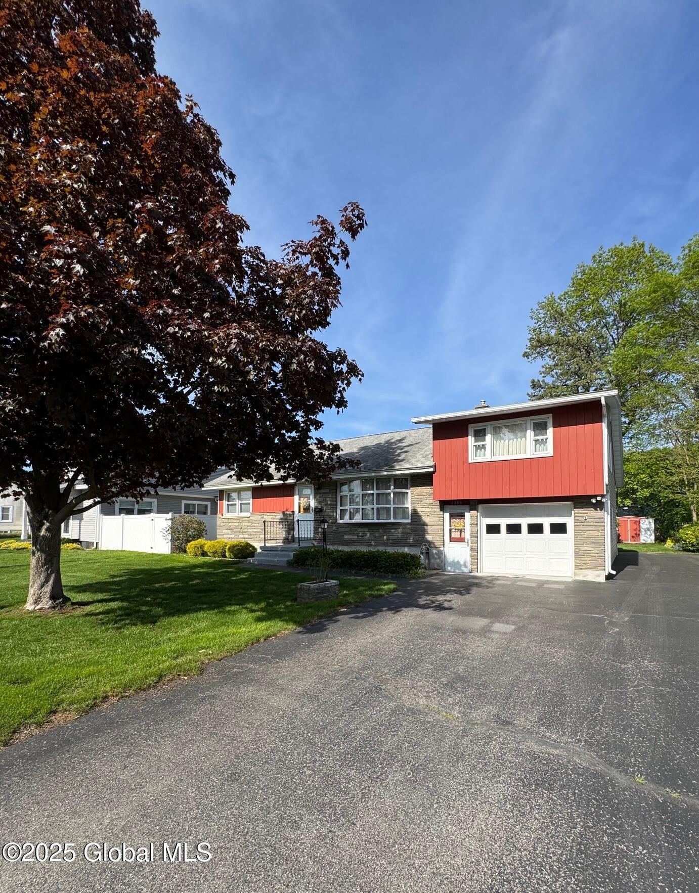 1385 Fern Avenue, Schenectady, New York image 4