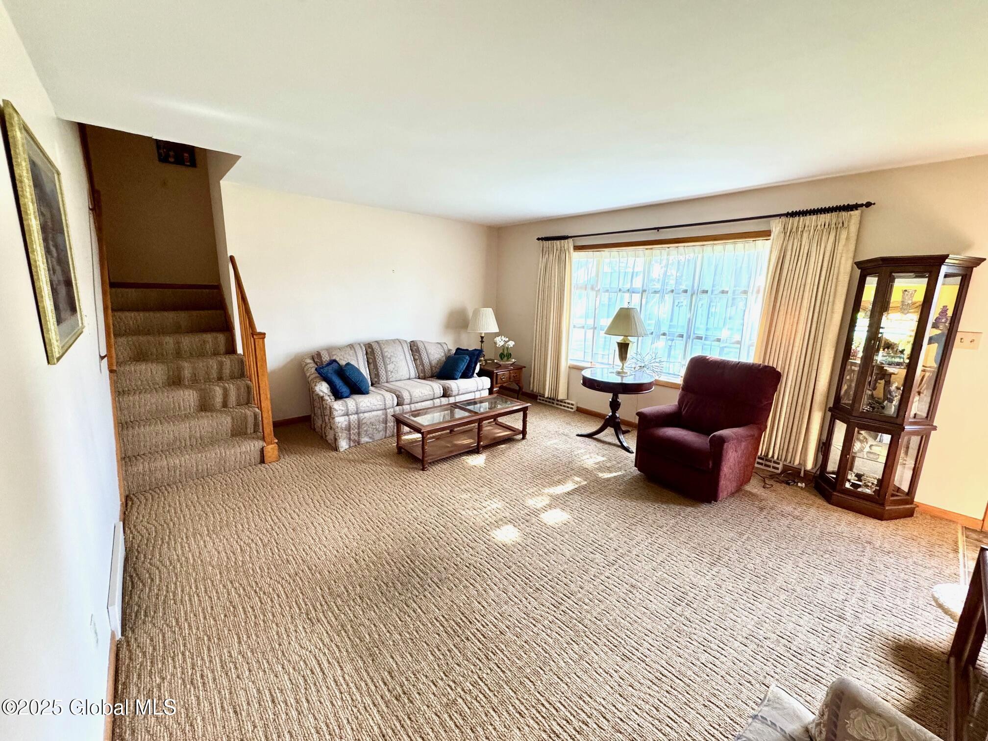 1385 Fern Avenue, Schenectady, New York image 8