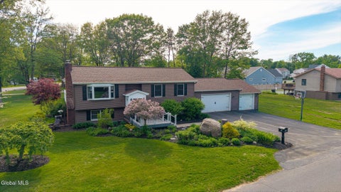 Homes For Sale - 26 Feeder Dam Road<br/> South Glens Falls, NY 12803