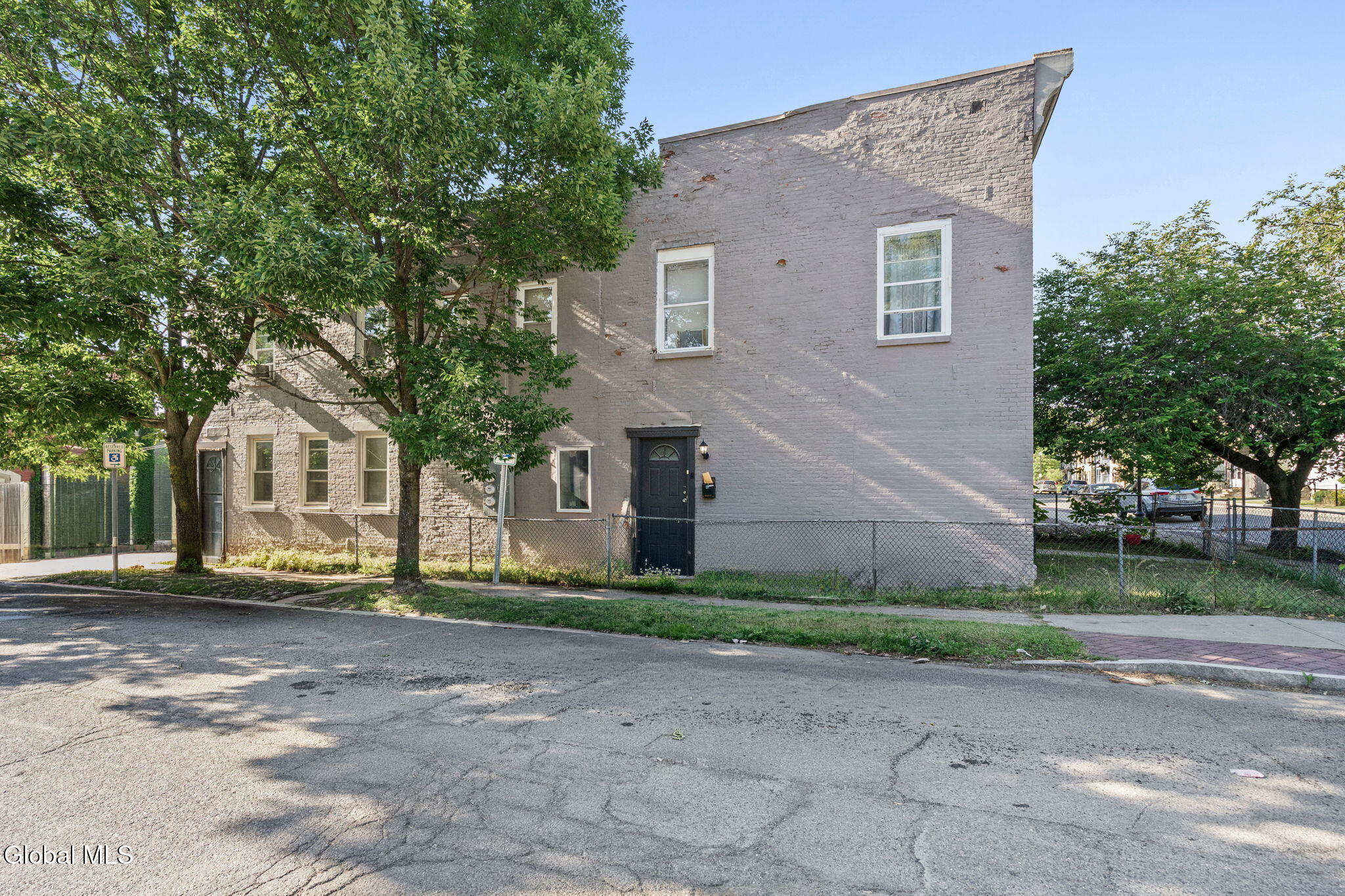 421 4th Street