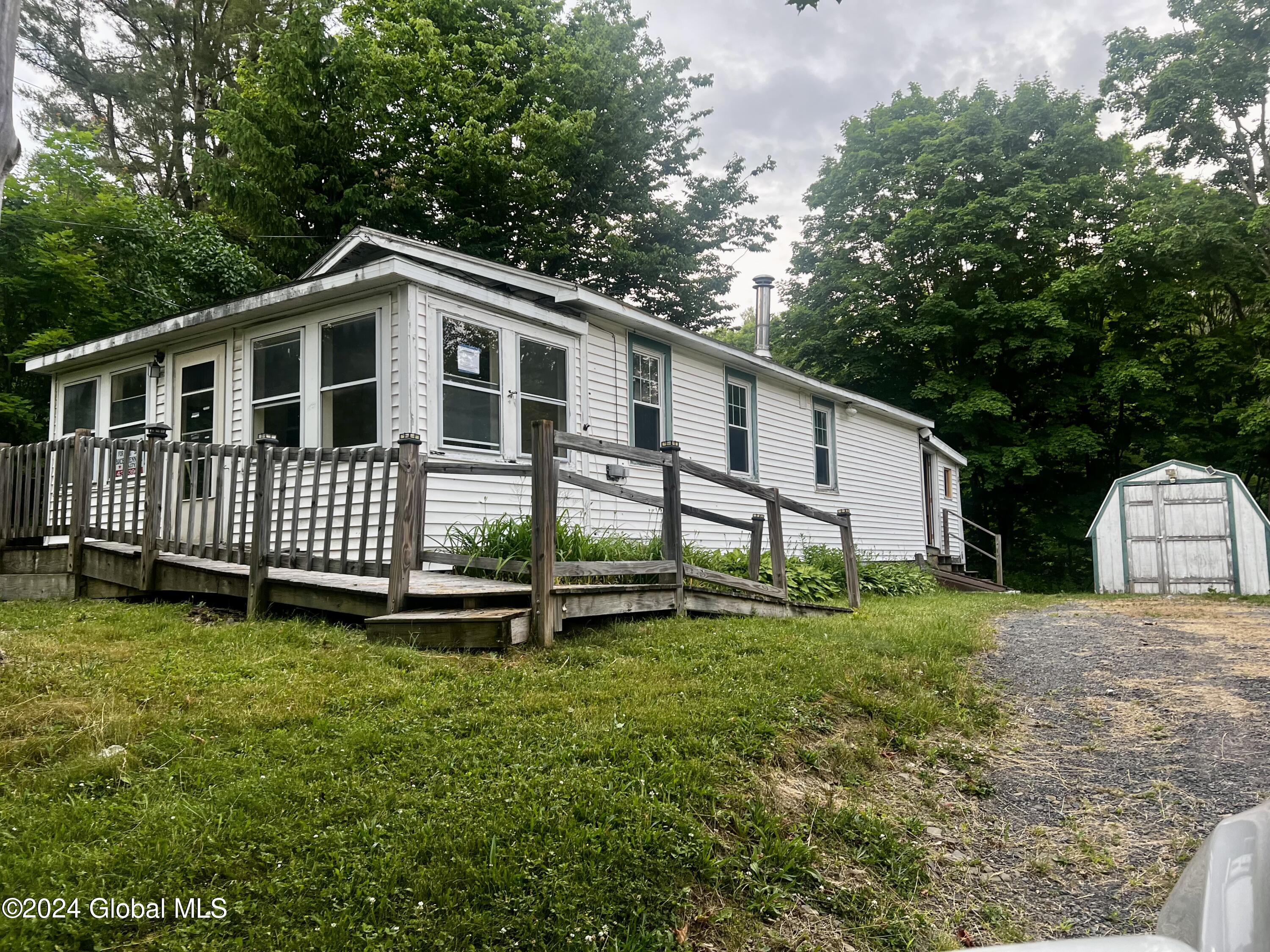 1717 Thacher Pk Road, East Berne, New York image 1