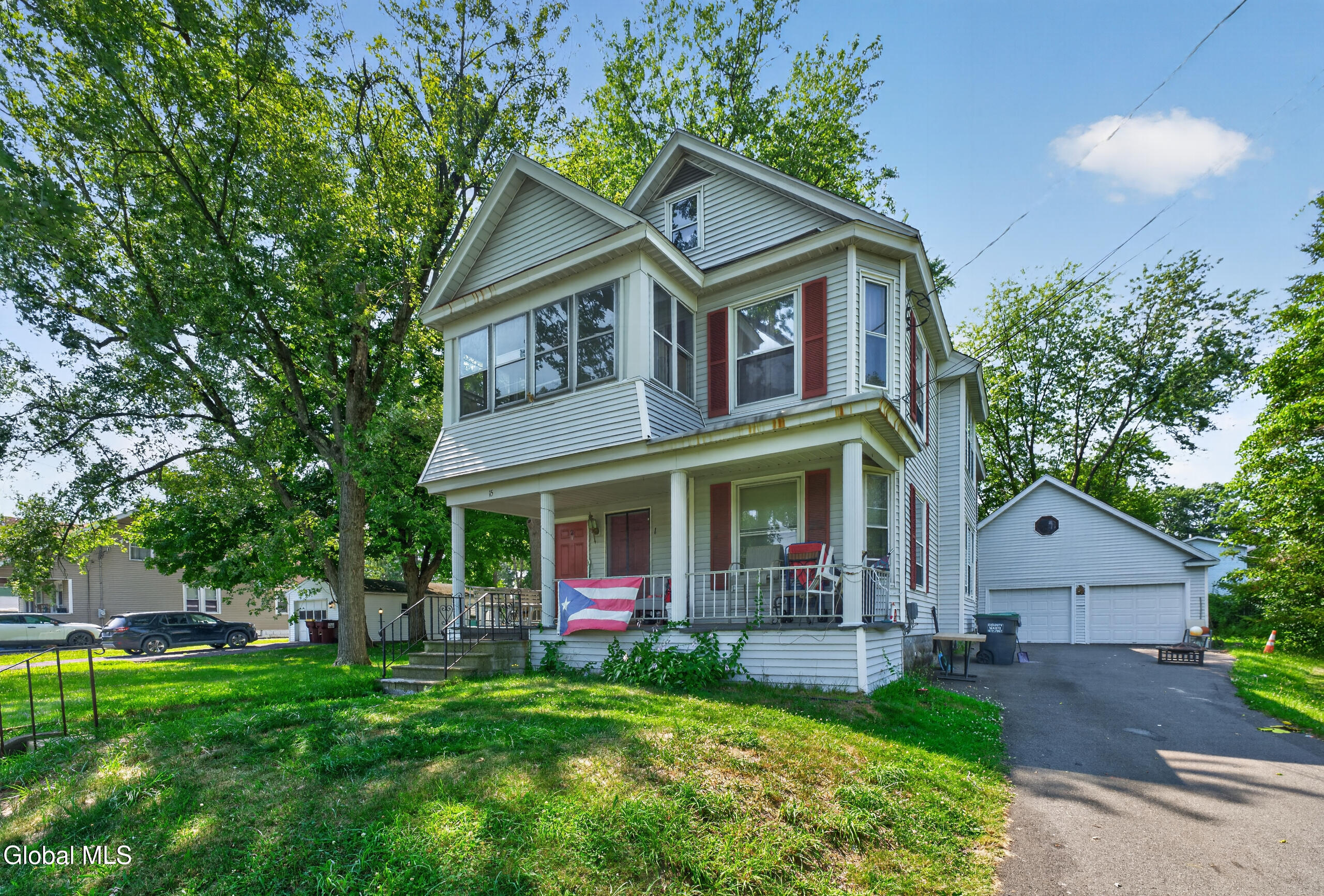 15 S Lansing Road