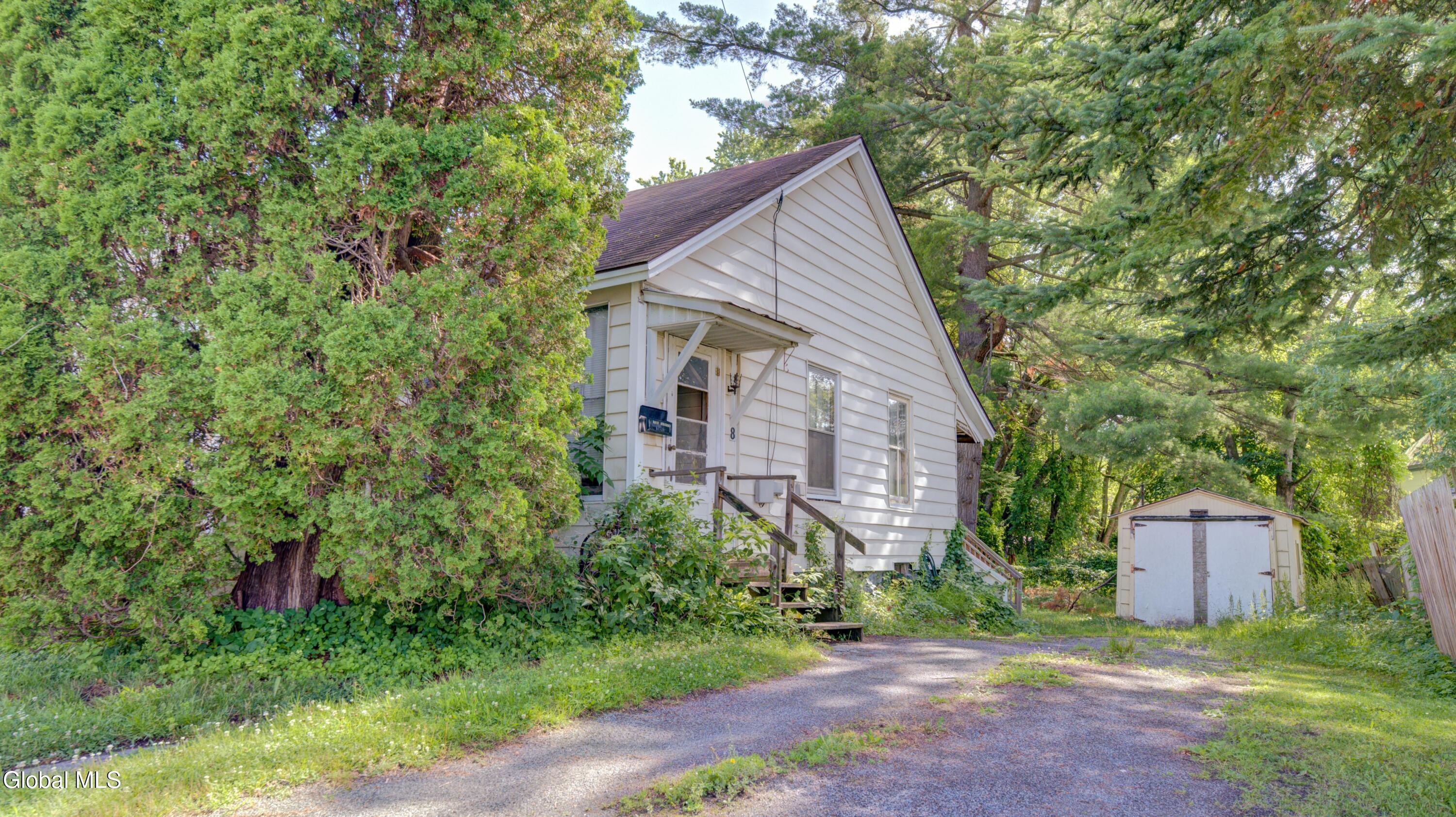 8 McKinley Place