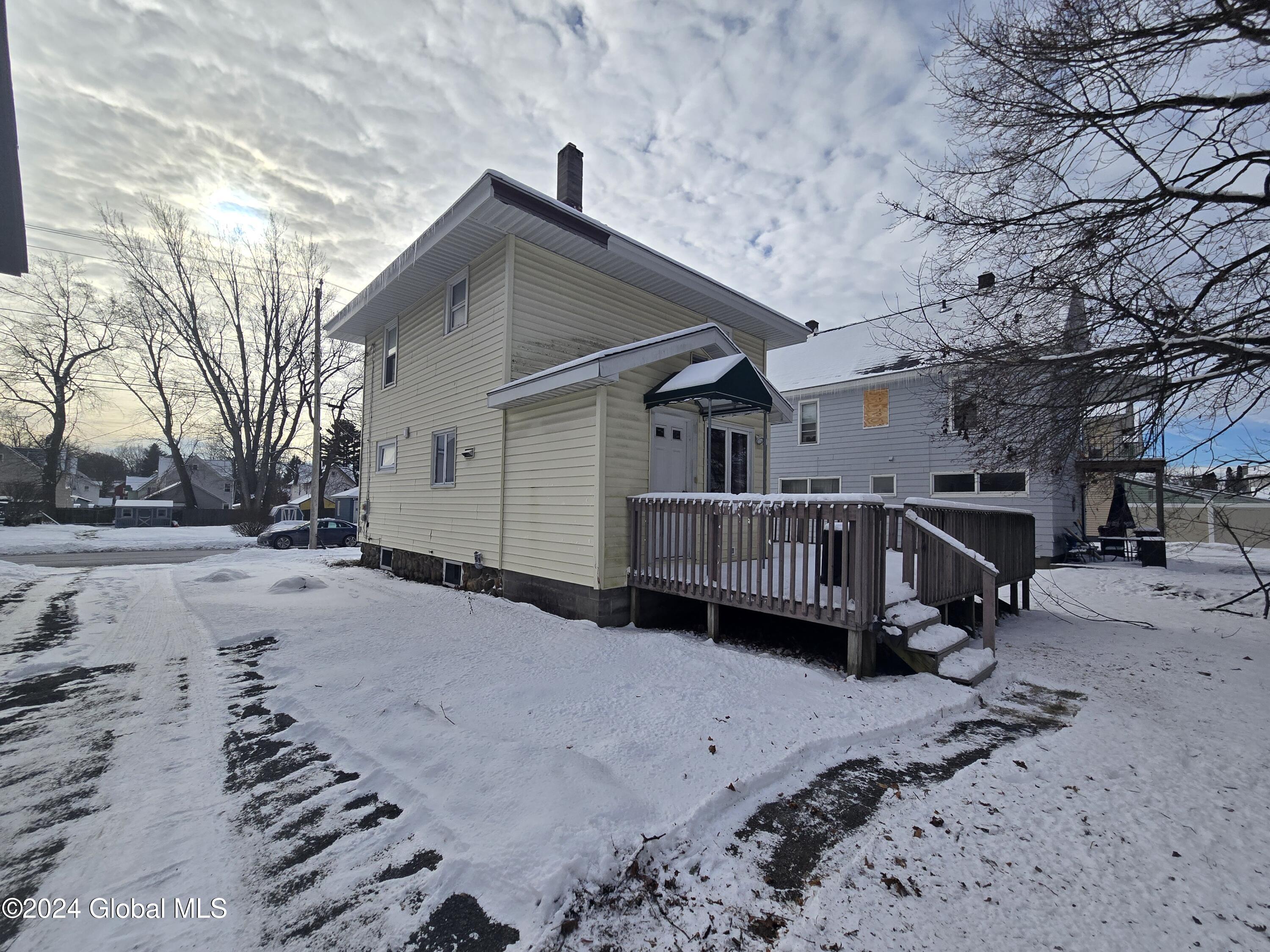 13 Newman Street, Gloversville, New York image 3