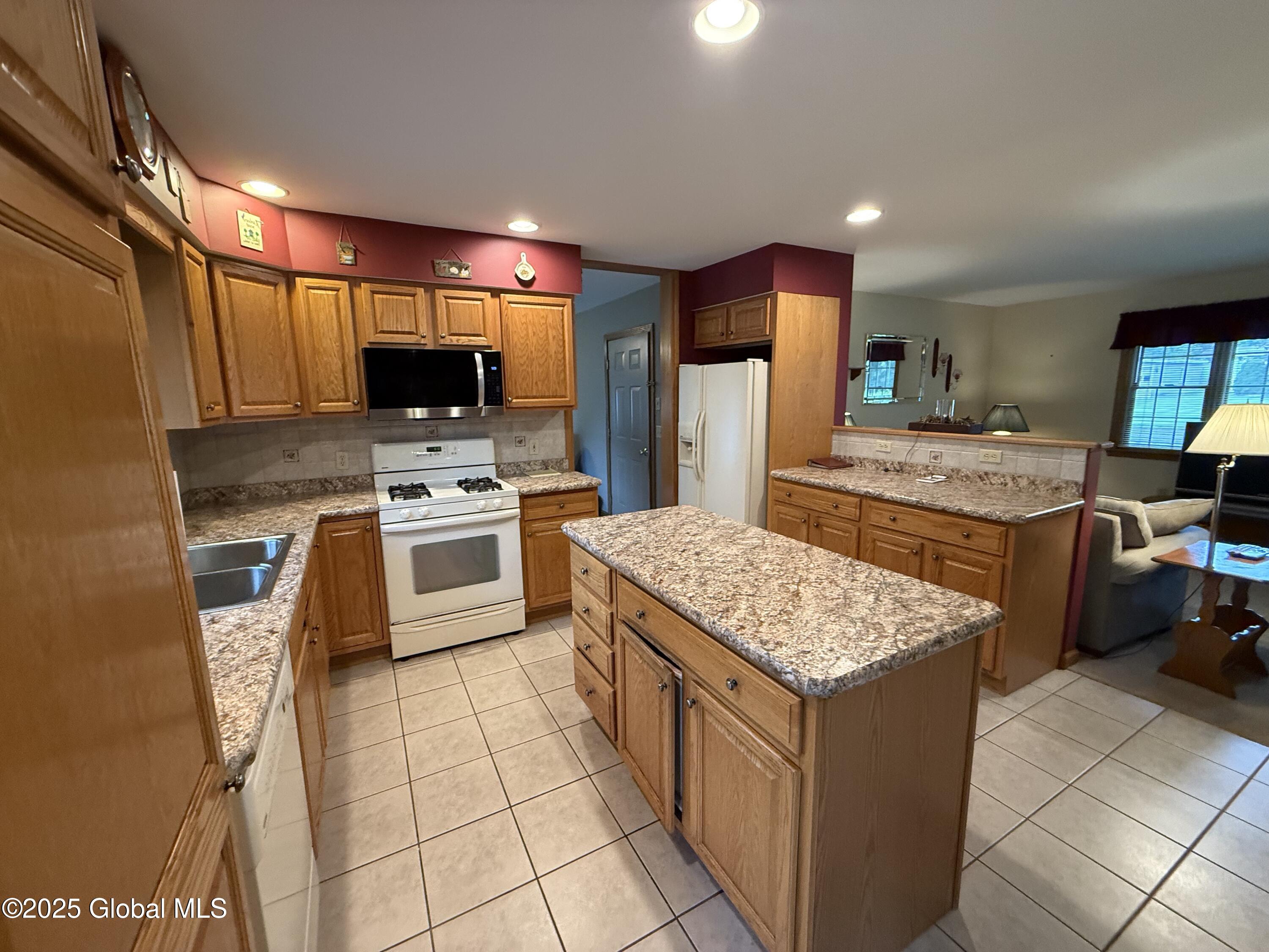 35 Seventh Avenue, Hudson Falls, New York image 4