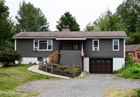 Homes For Sale - 968 County Highway 126<br/> Amsterdam, NY 12010